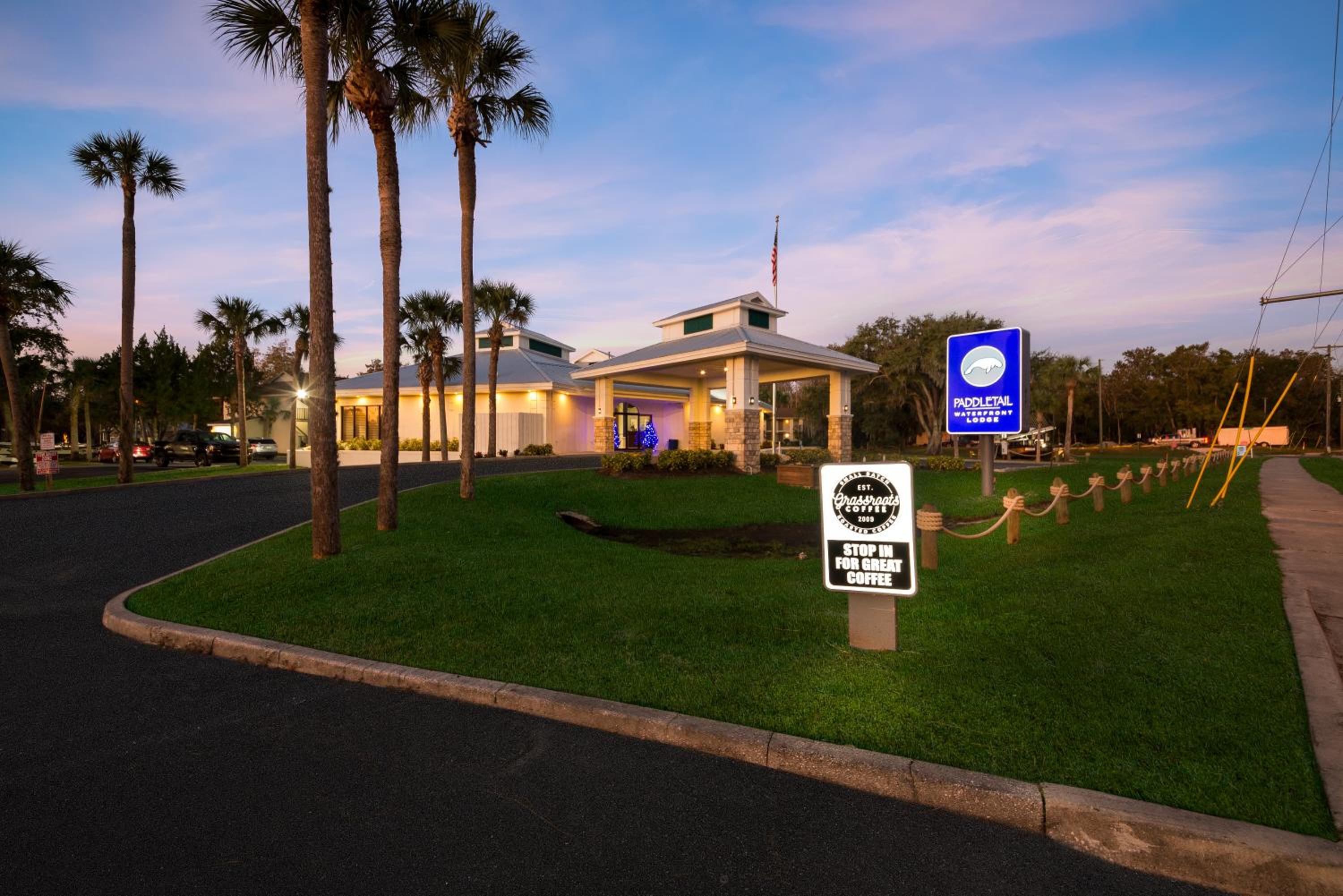 PaddleTail Waterfront Lodge, Trademark Collection by Wyndham