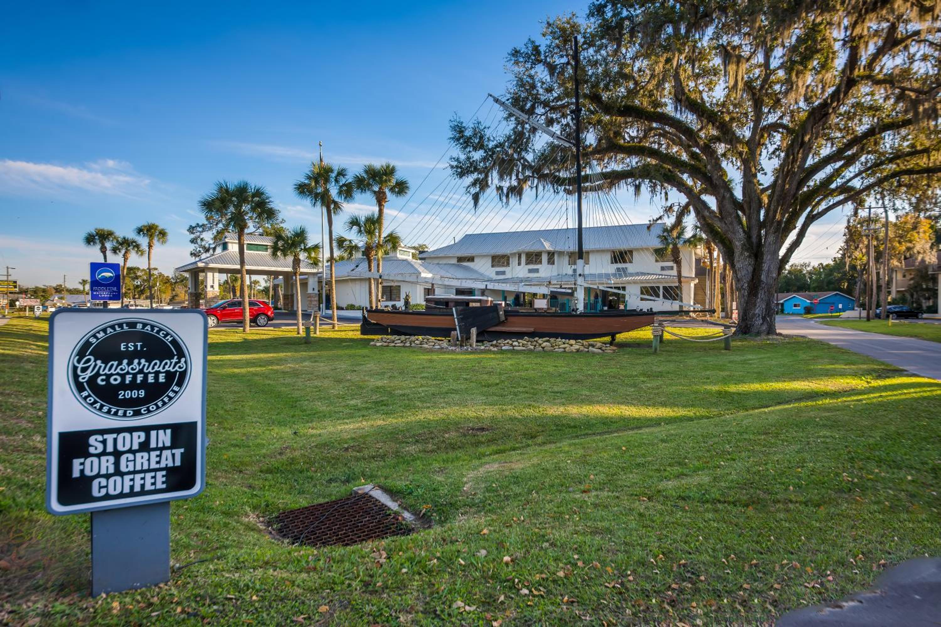 PaddleTail Waterfront Lodge, Trademark Collection by Wyndham