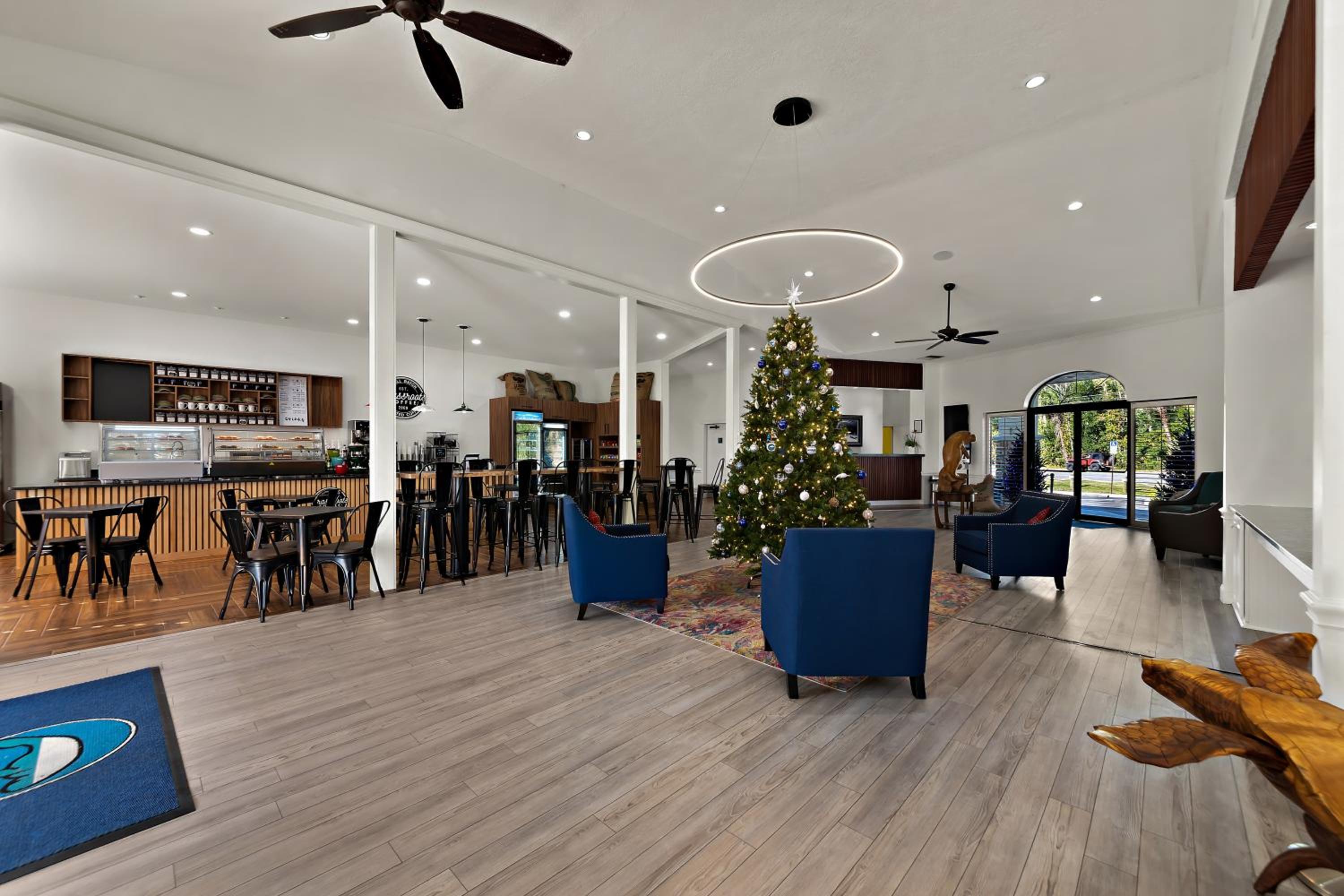 PaddleTail Waterfront Lodge, Trademark Collection by Wyndham