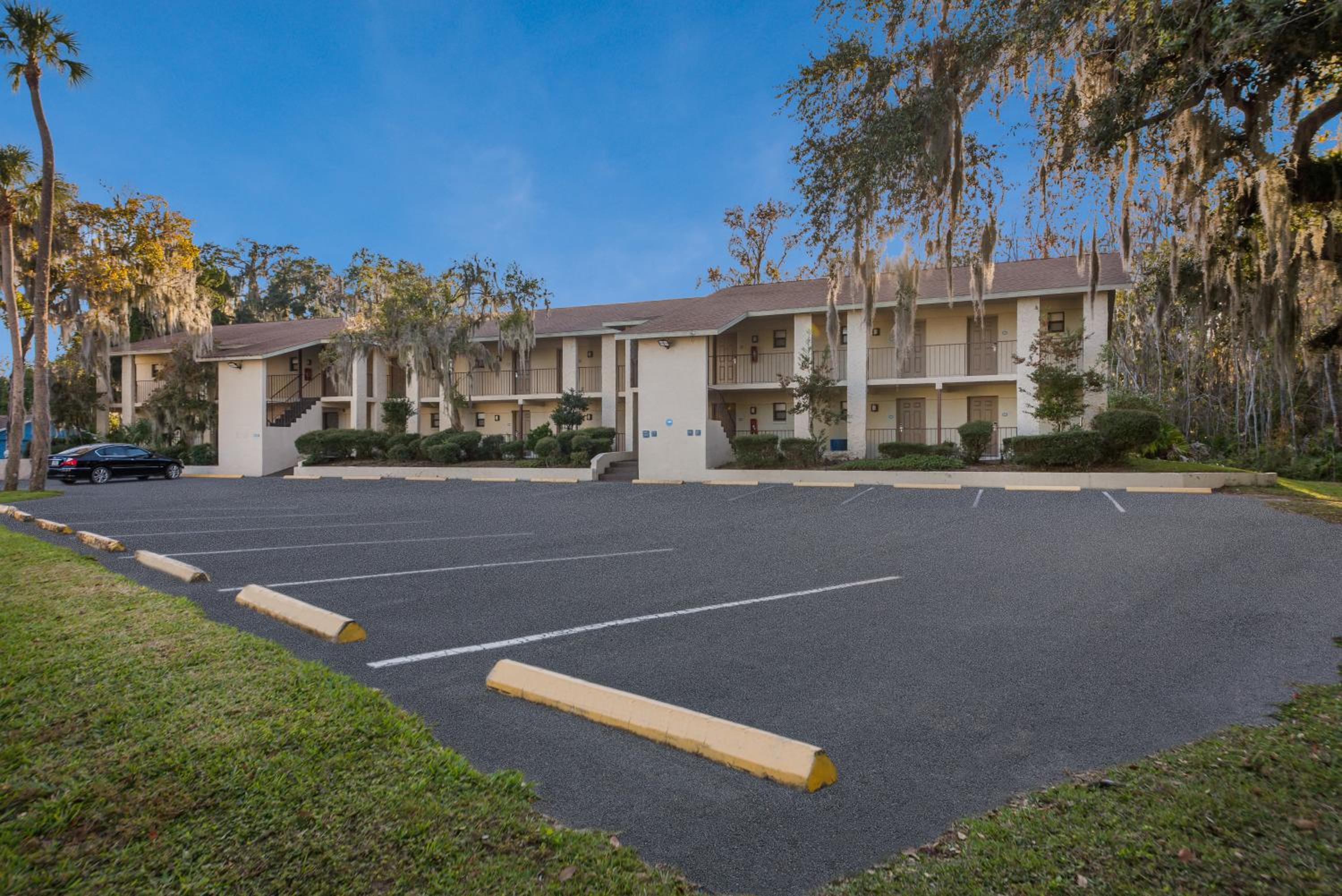 PaddleTail Waterfront Lodge, Trademark Collection by Wyndham