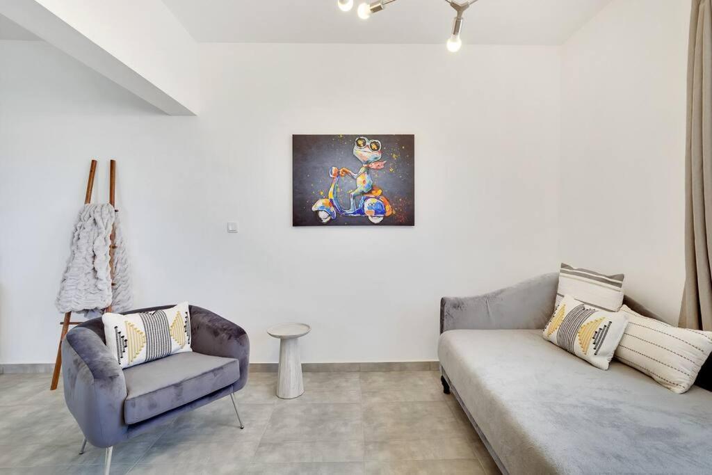 Villa Kiwi 3 min to the Beach with Private Magnesium Pool & Dive Rinse Tank