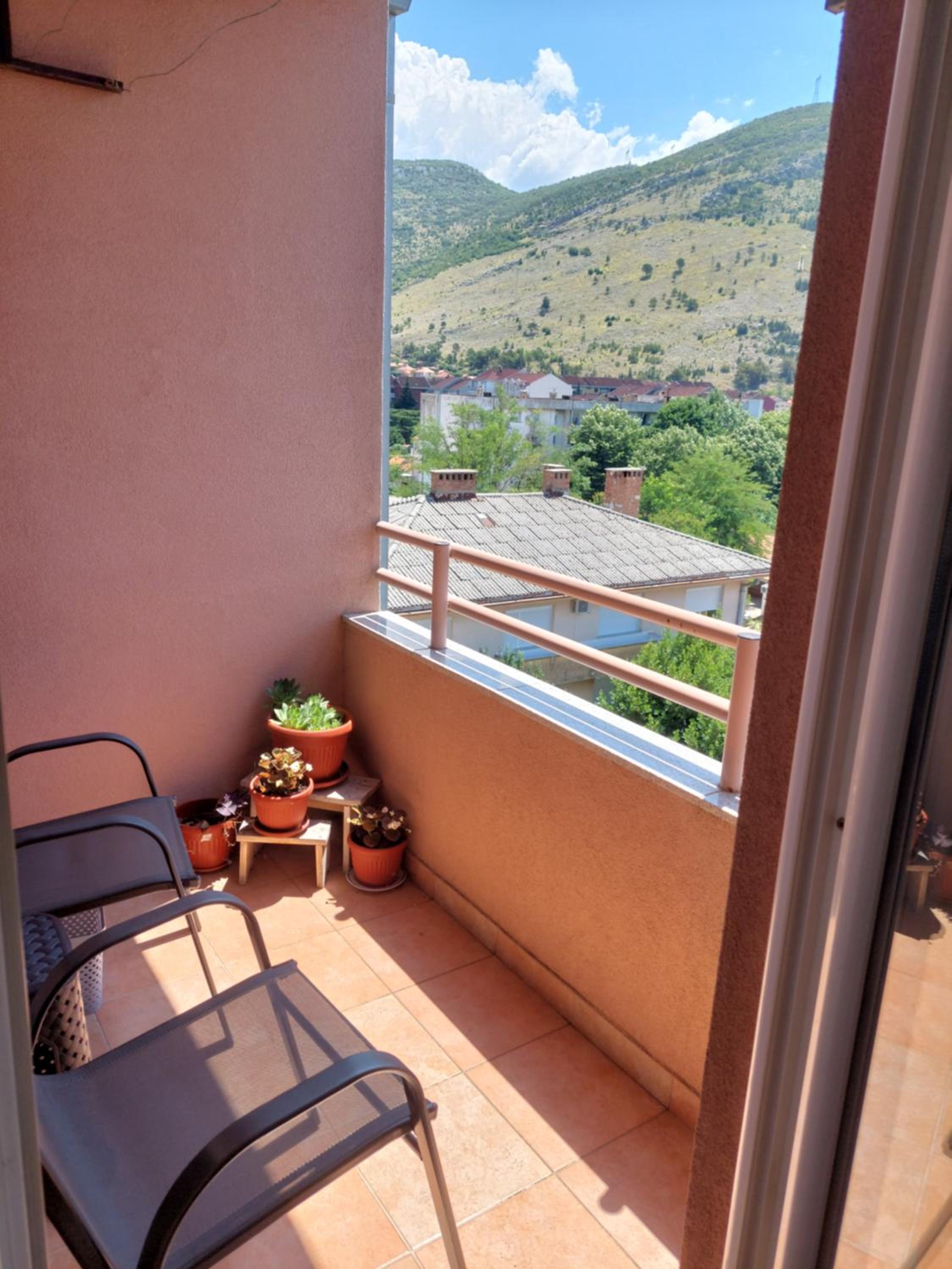 Apartman DIS