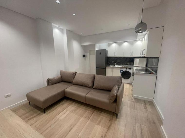 Alle's Komuna Parisit lux apartment