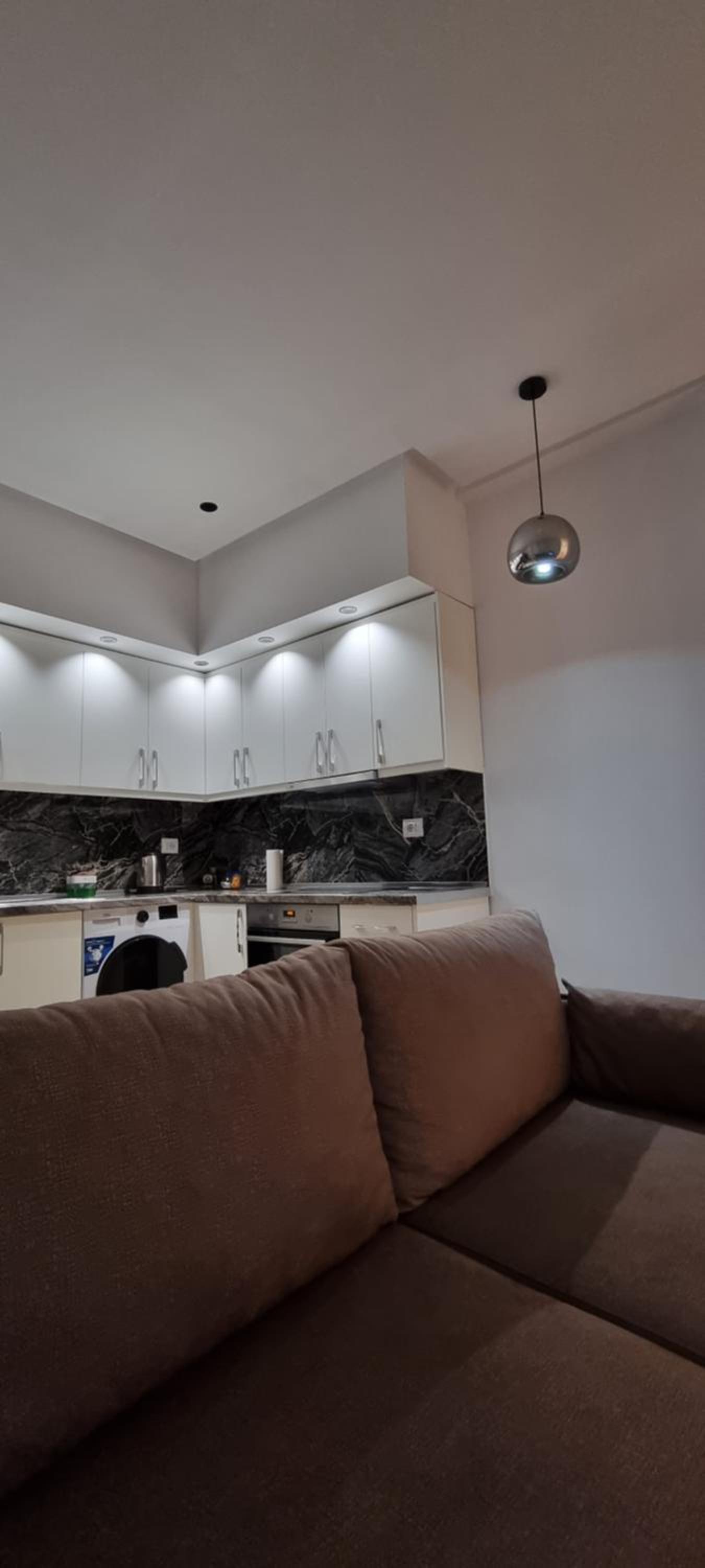 Alle's Komuna Parisit lux apartment