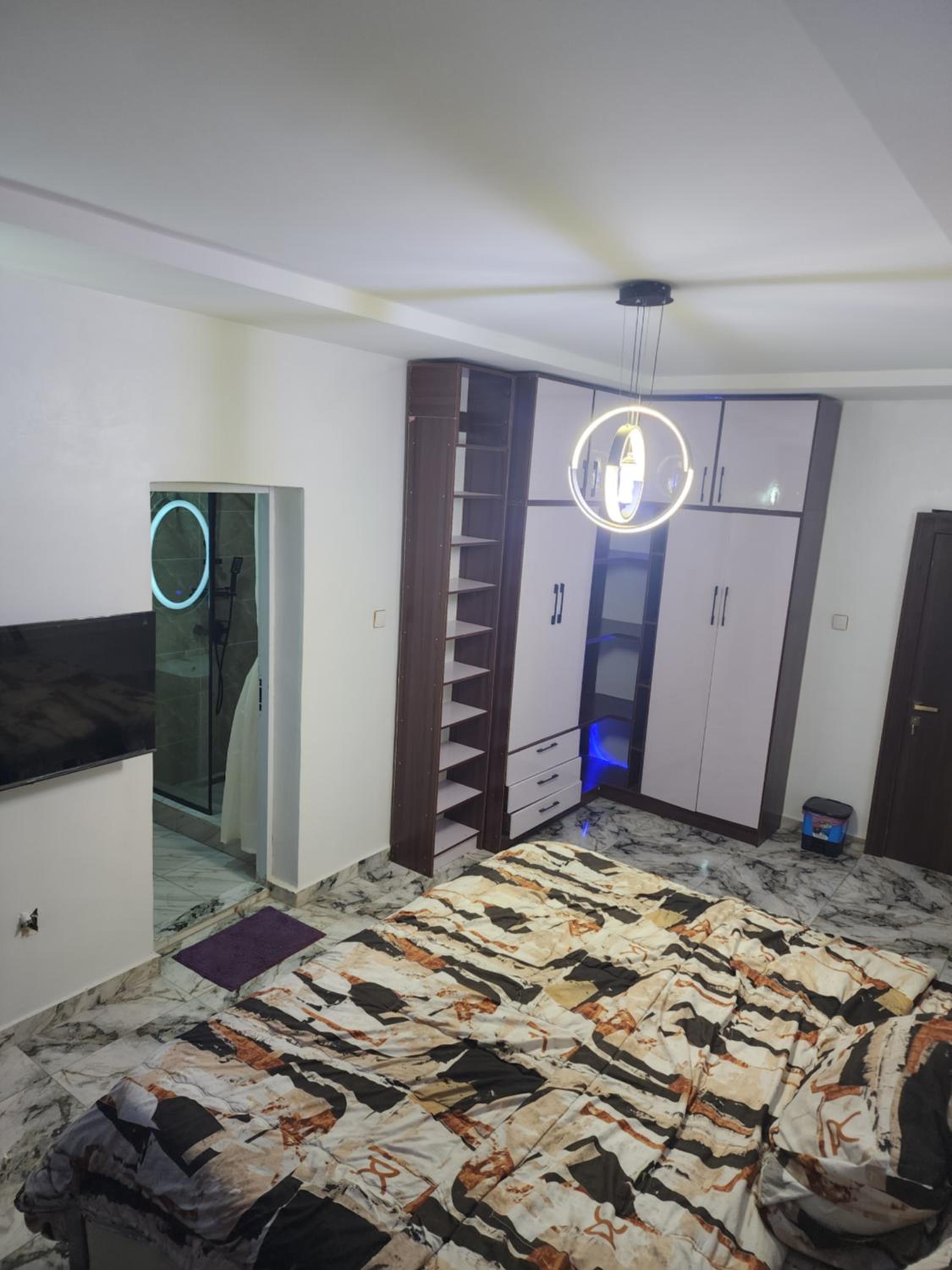 Hillworld Apartment wuye view 2