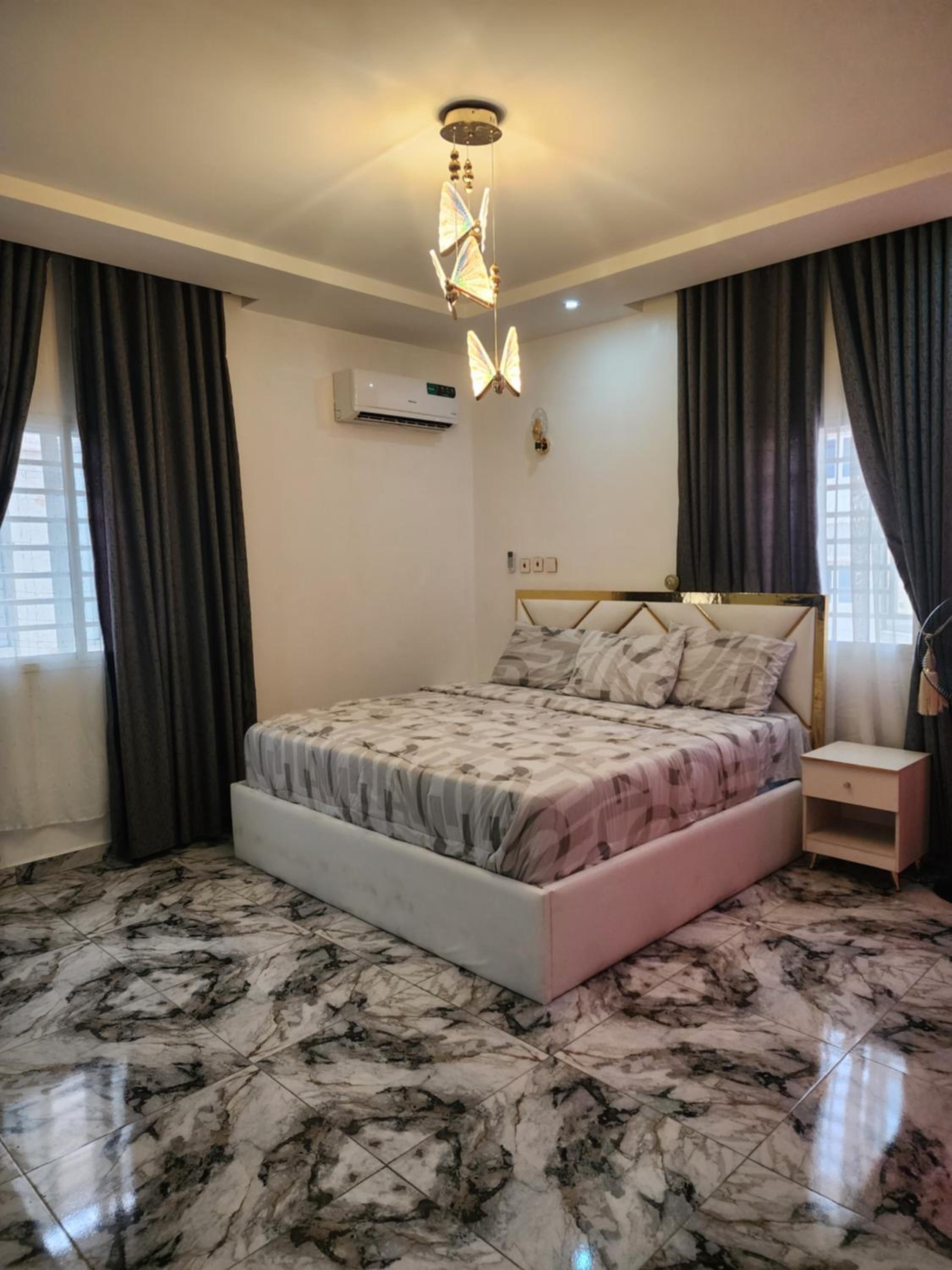 Hillworld Apartment wuye view 5