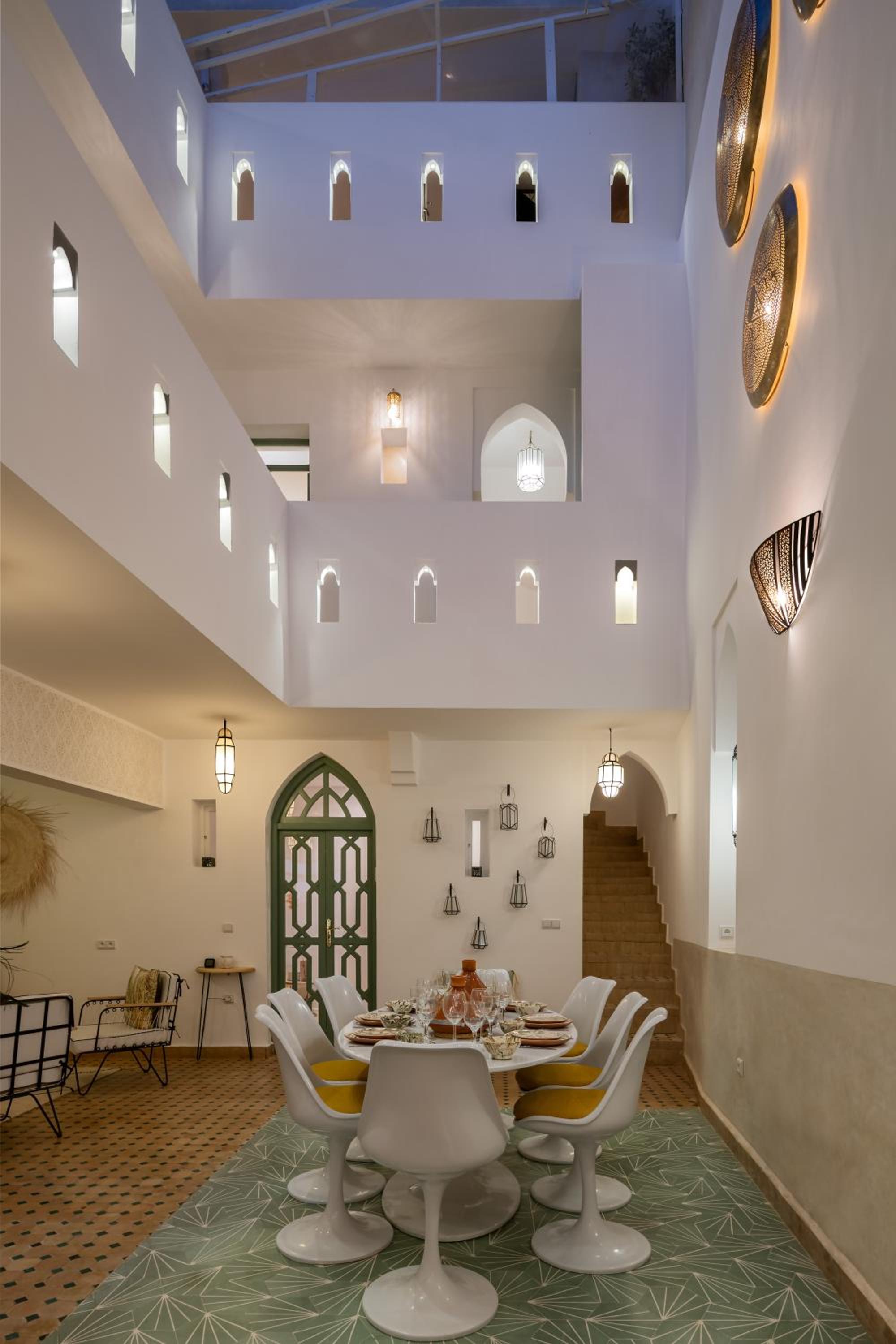 dining