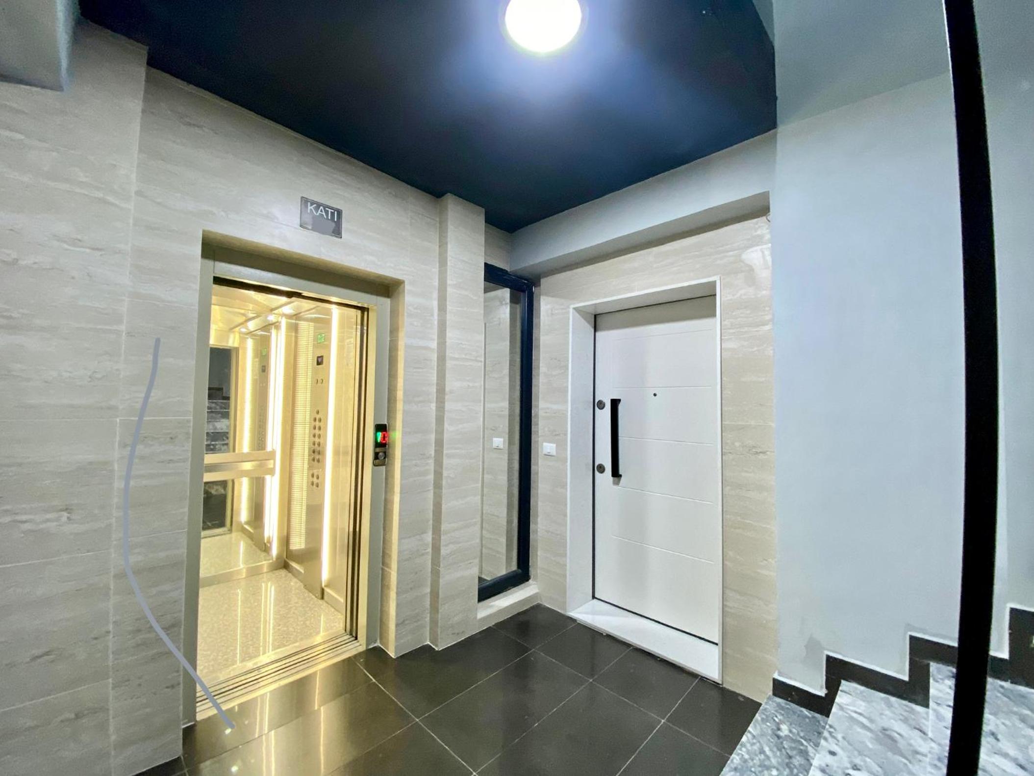 Central Tirana Premium Penthouse 
