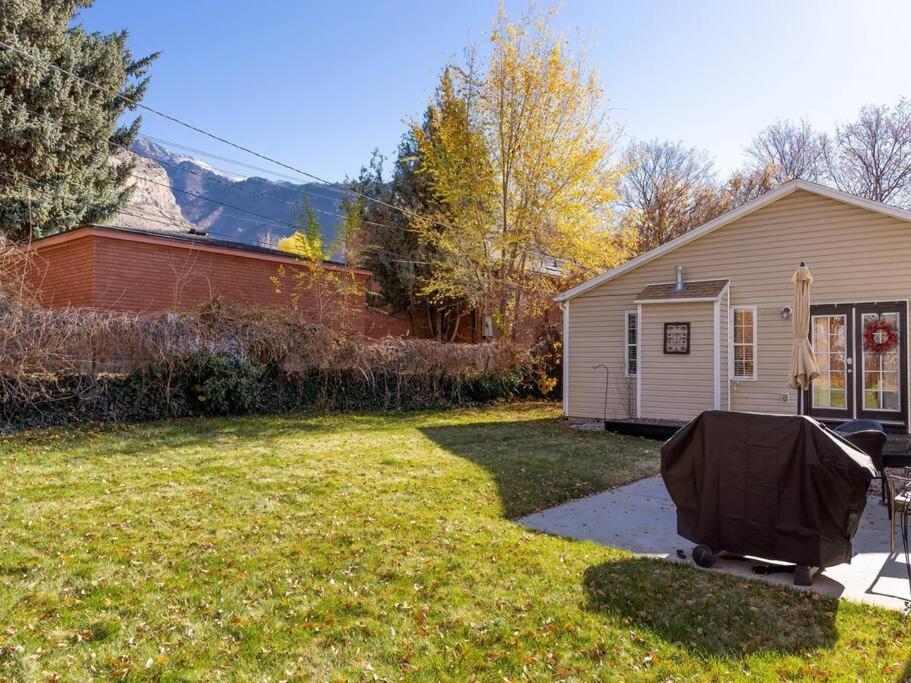 East Bench Bungalow A Relaxing Ogden Escape Near Mountains and Downtown view 5