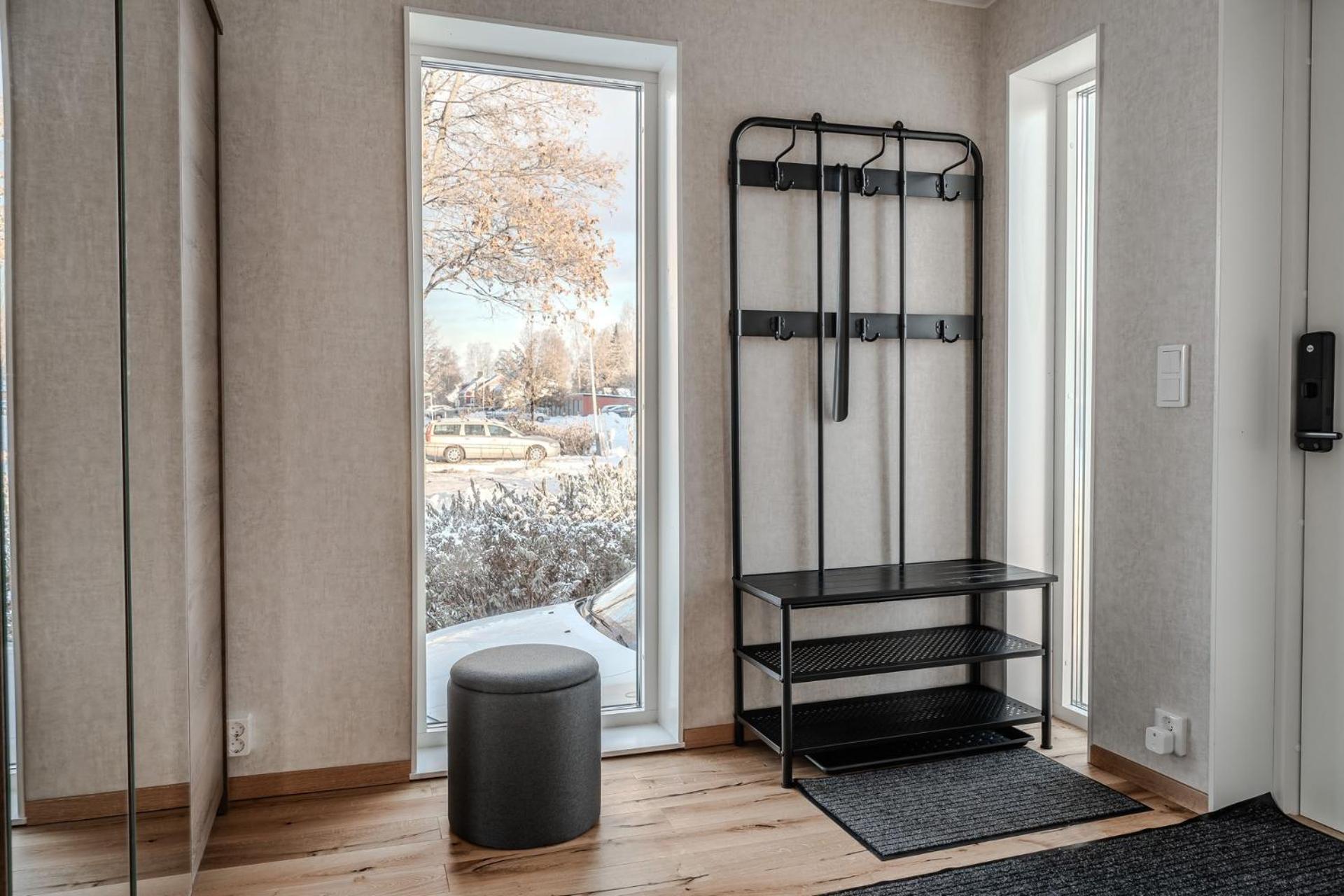 Guestly Homes - 4BR Cozy Corporate Villa view 3