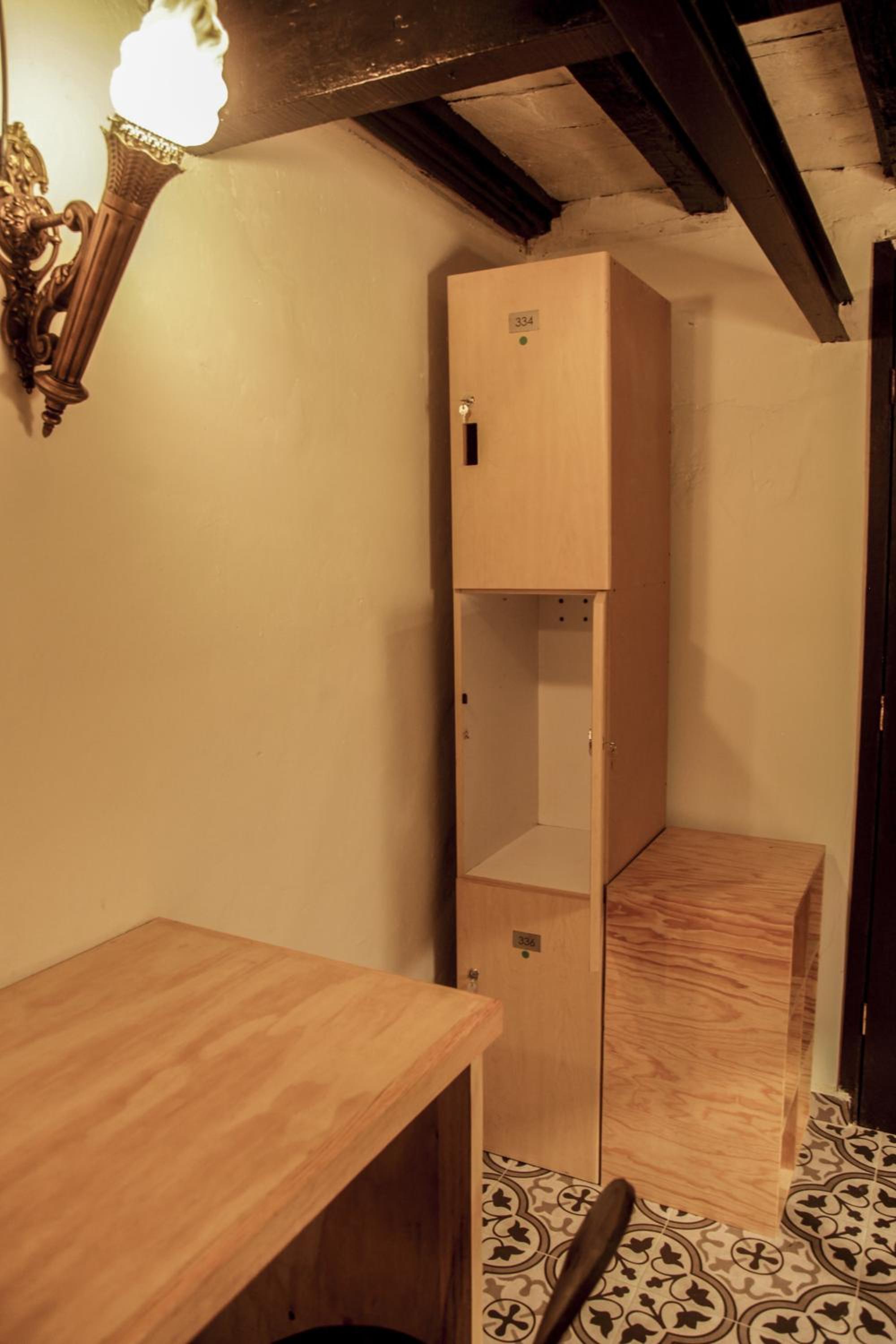 Capsule Hostel