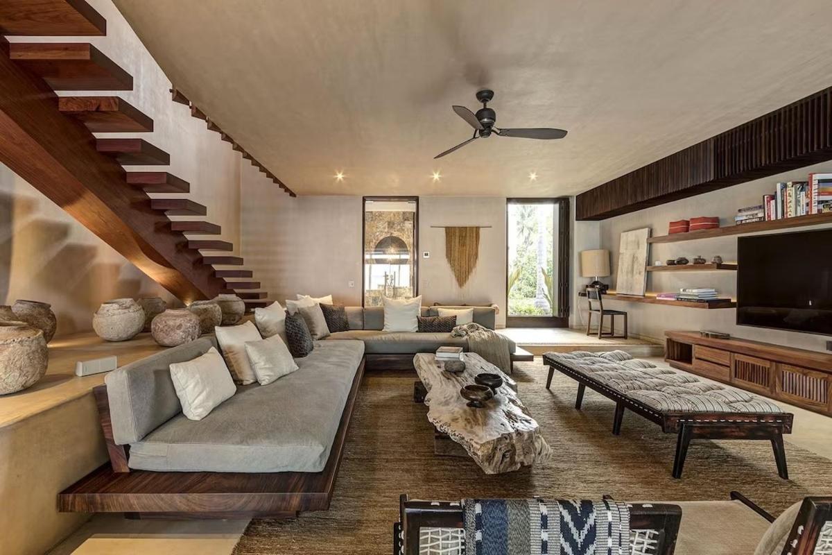 Casa Koko NEW 6-Suite Ocean-View Luxury Villa view 3