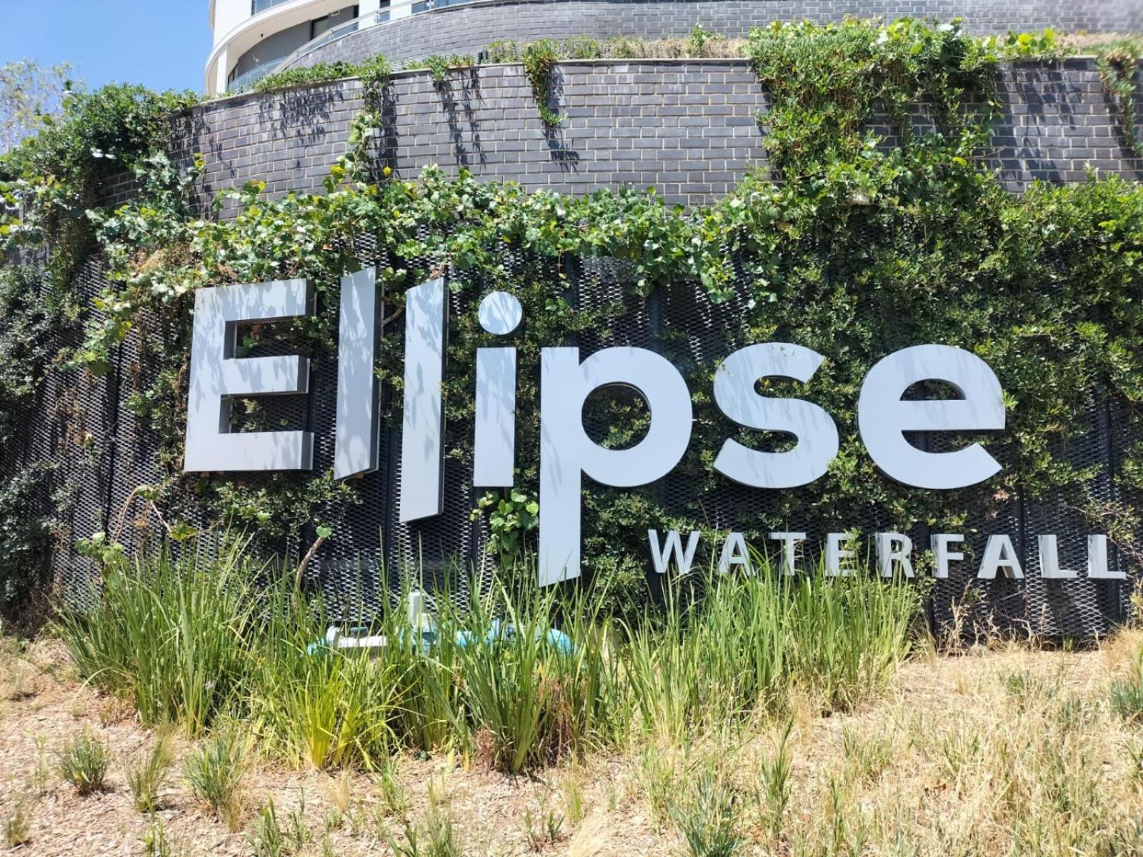 Elipse Waterfall-2803 view 3