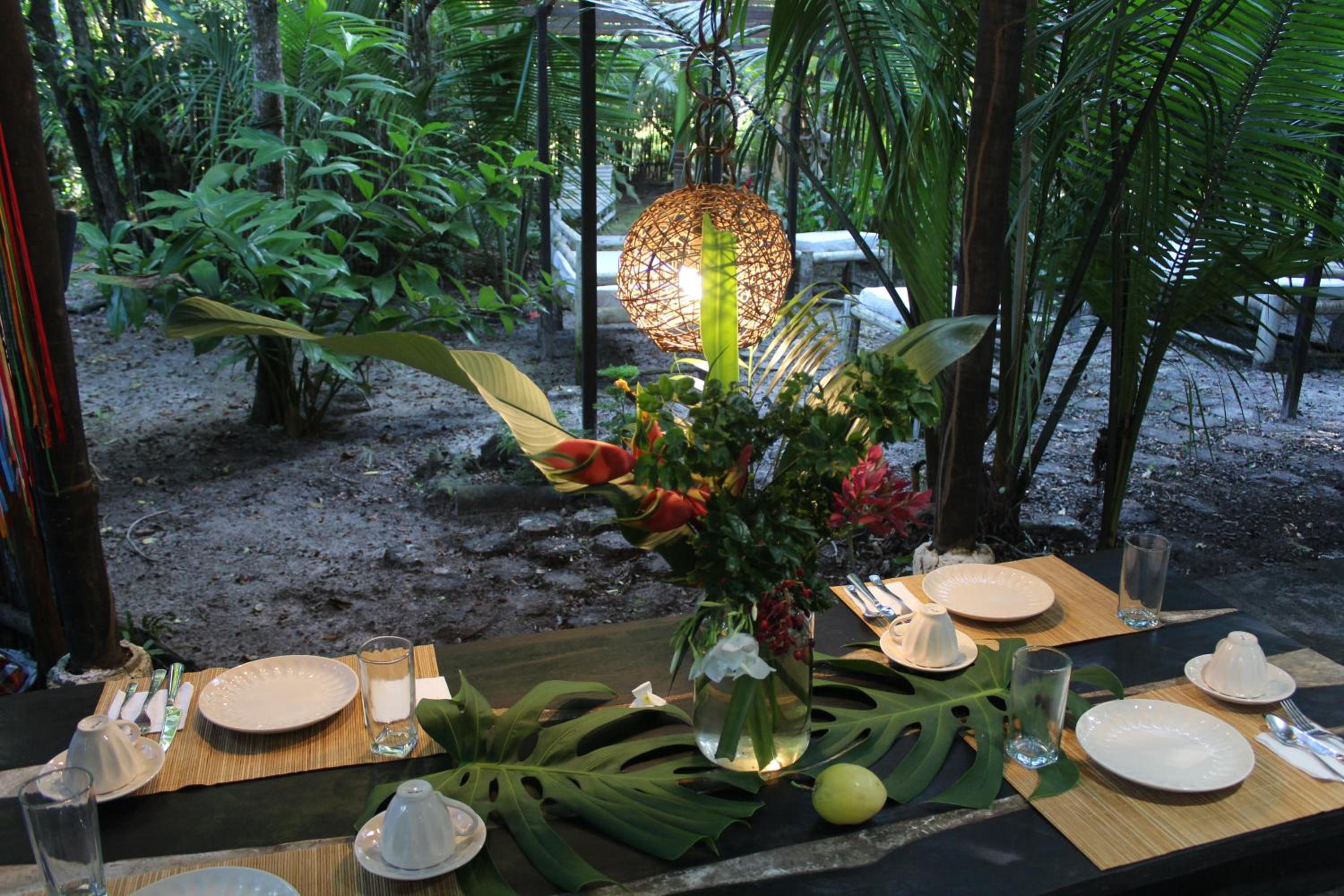 REFUGIO DO SAGRADO MORERE Tropical Lodge - A Casa do Vigía