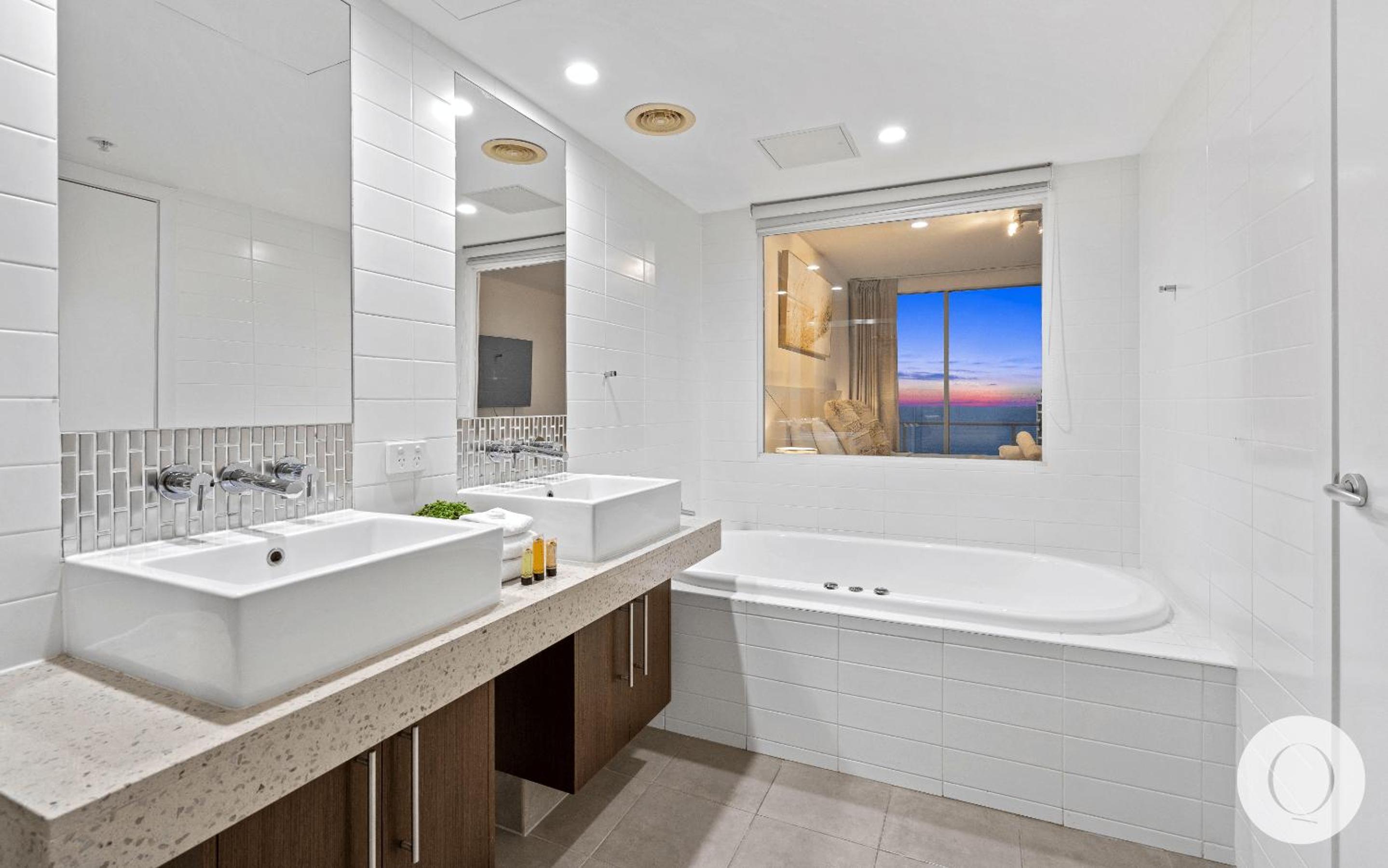 Wings Penthouses - QStay
