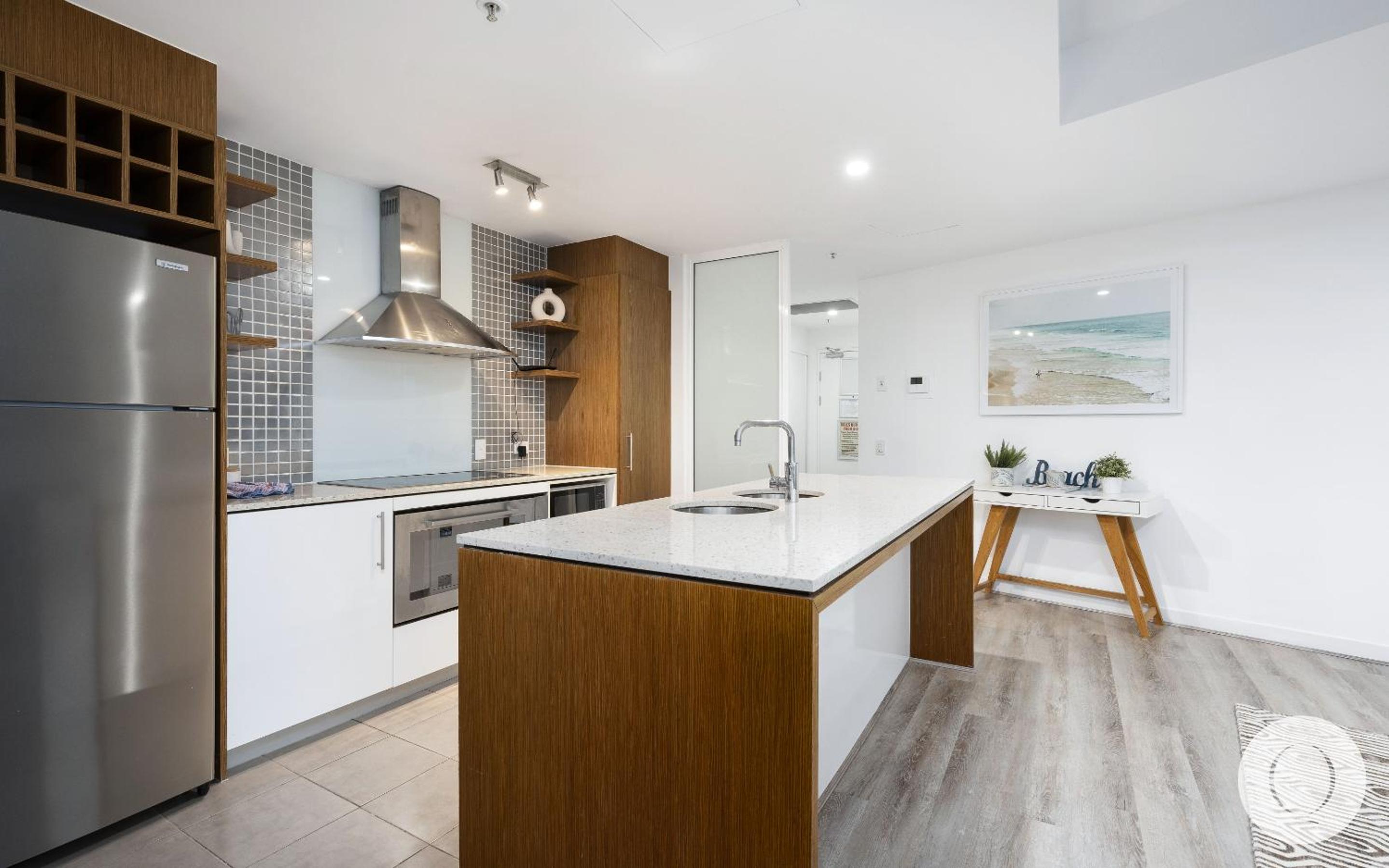 Wings Apartments - Q Stay