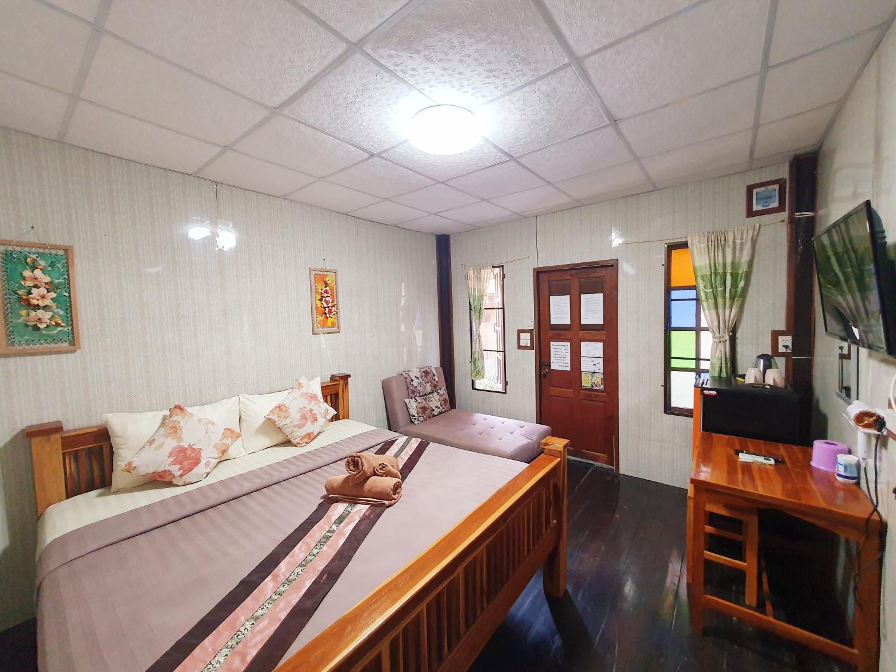 KTT Resort and Motorbike & Bicycle for rents Sukhothai