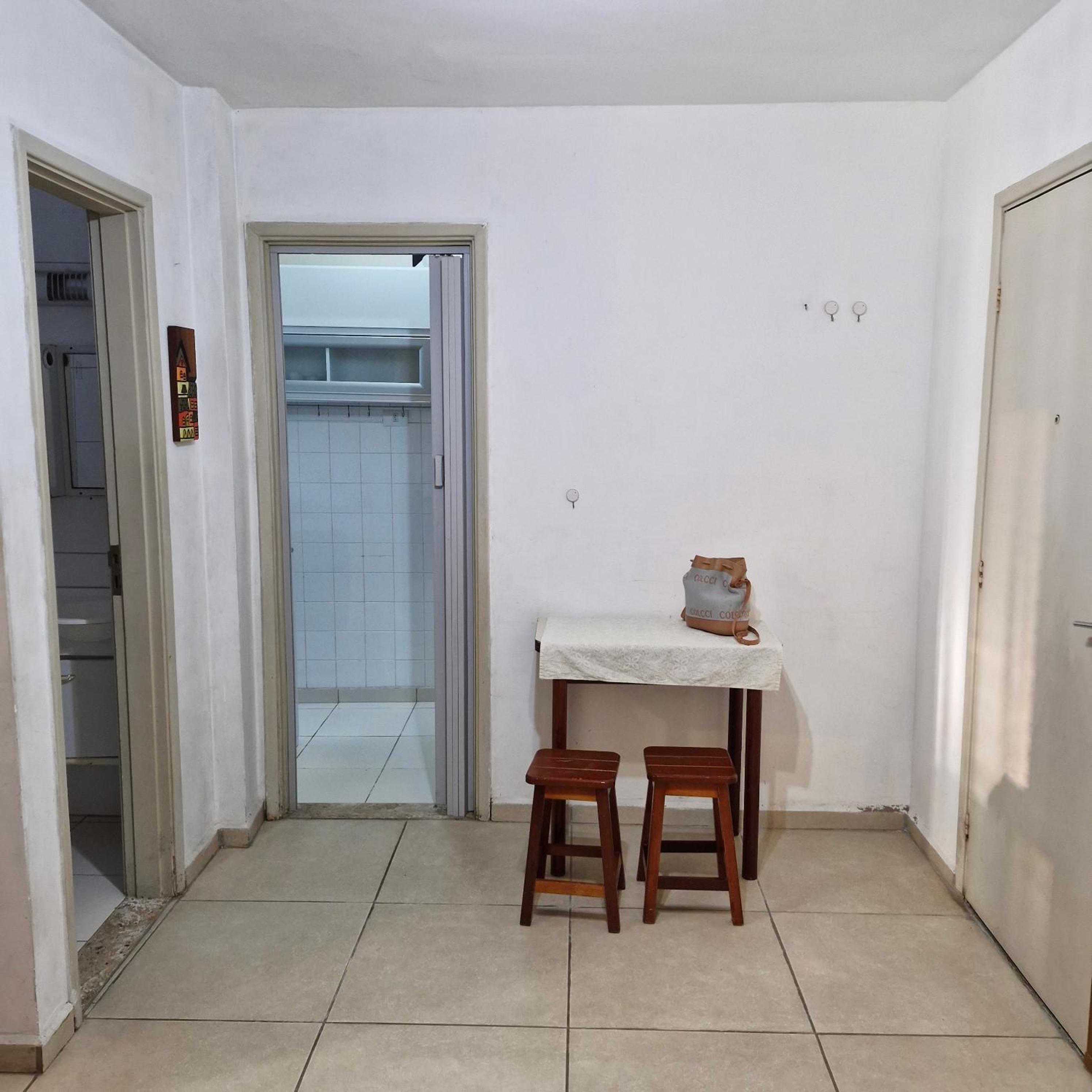 SALA LIVING NA QUADRA DA PRAIA