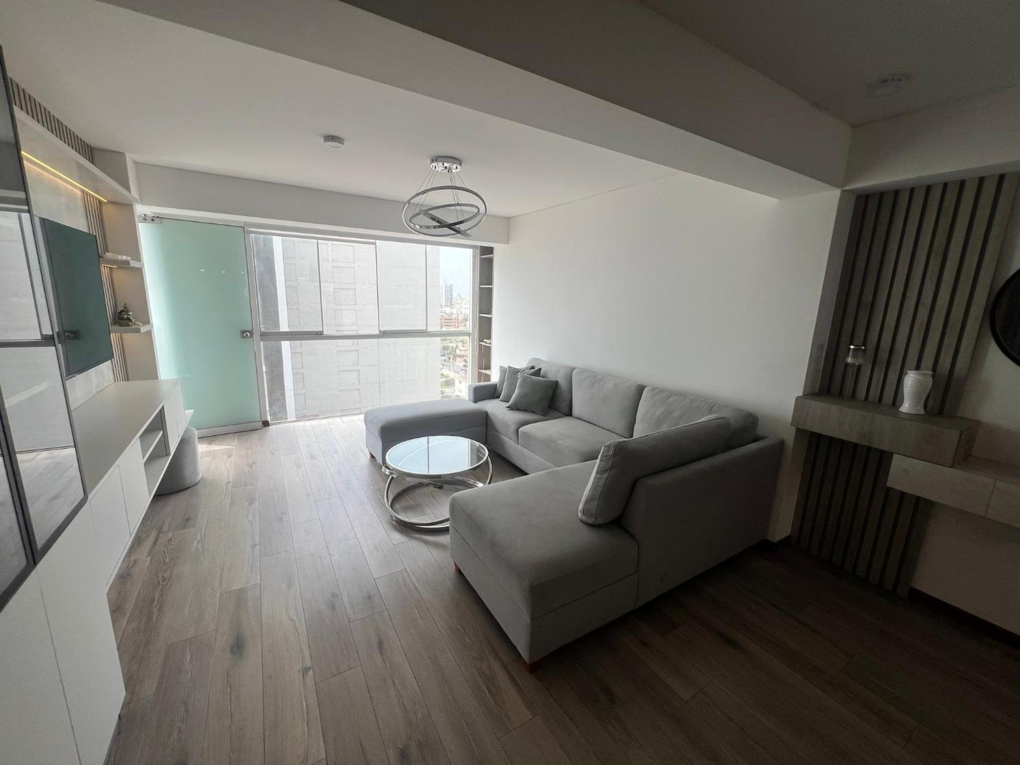 Lead Premium view 3