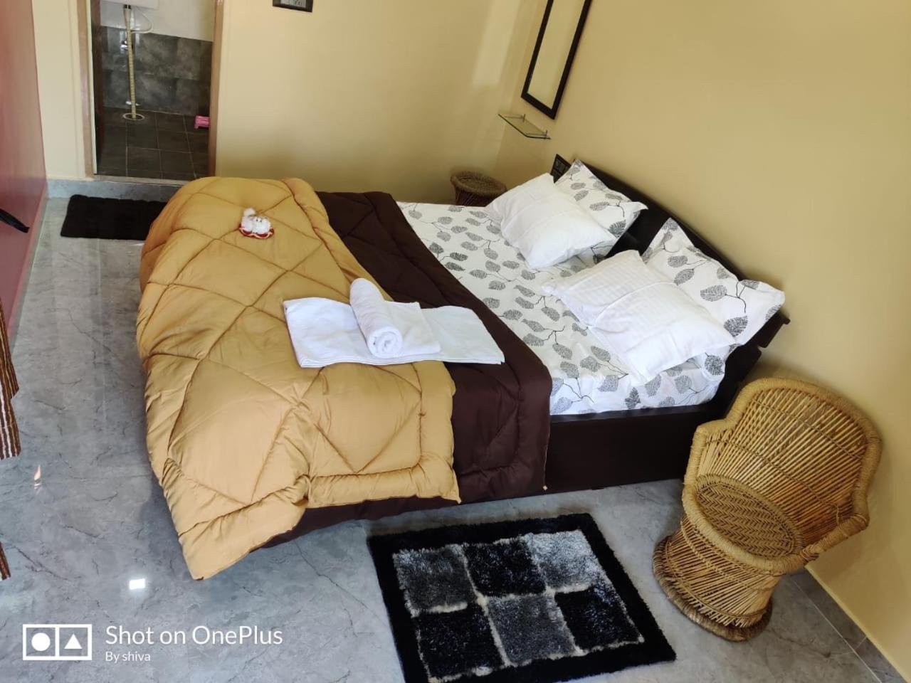 Lee home stay