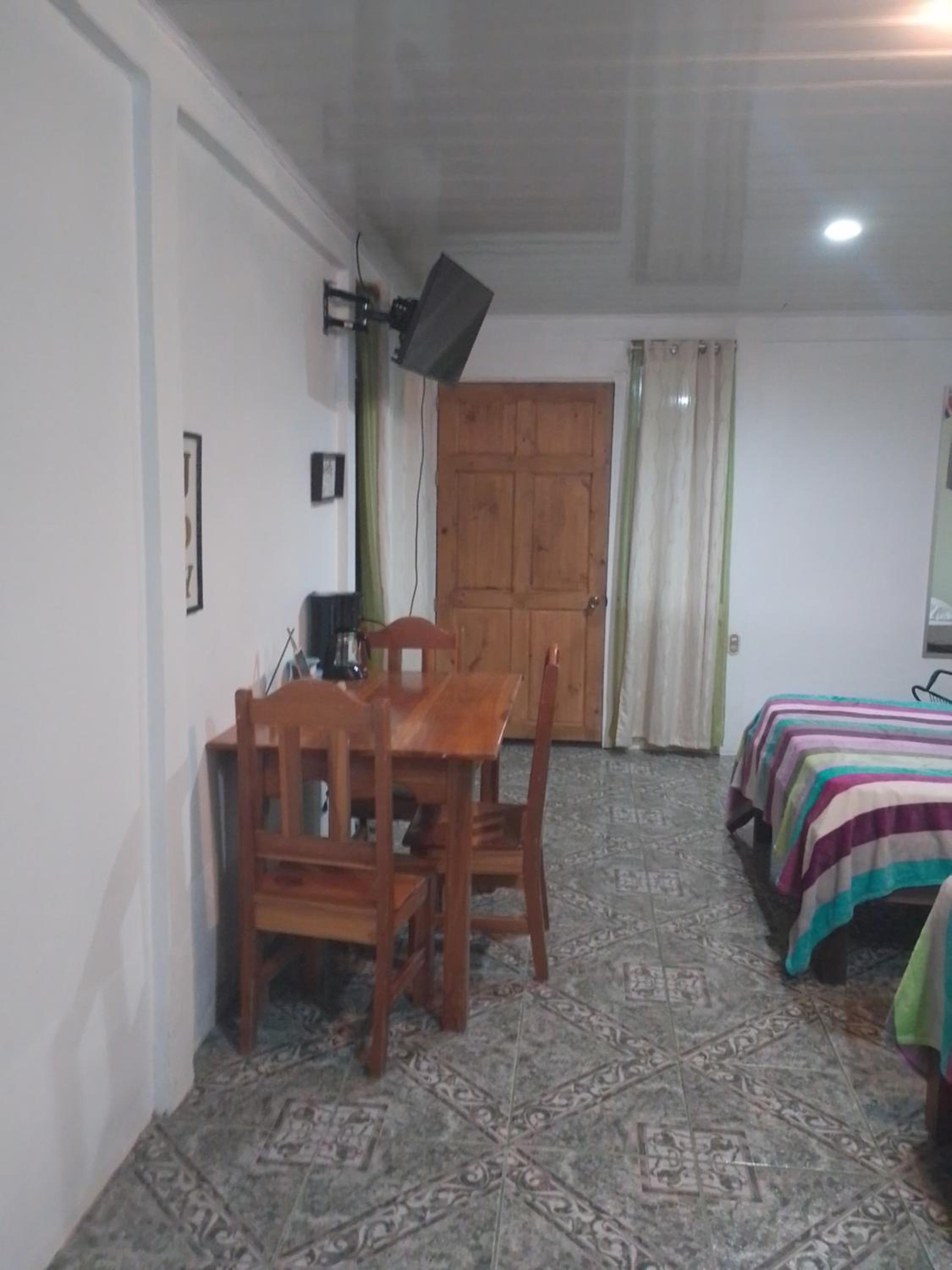 Bijagua Blue Jeans House