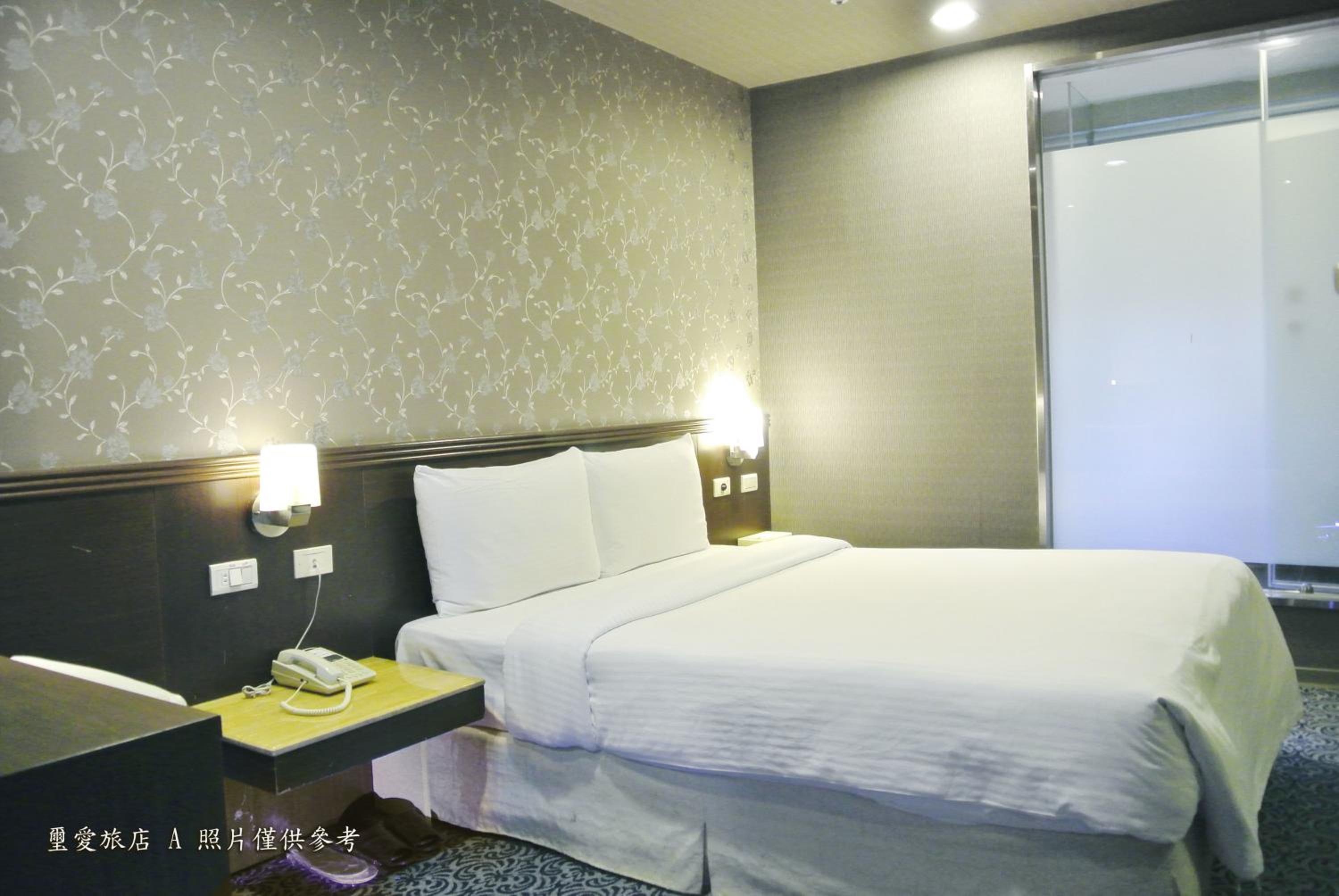 Say Love Hotel
