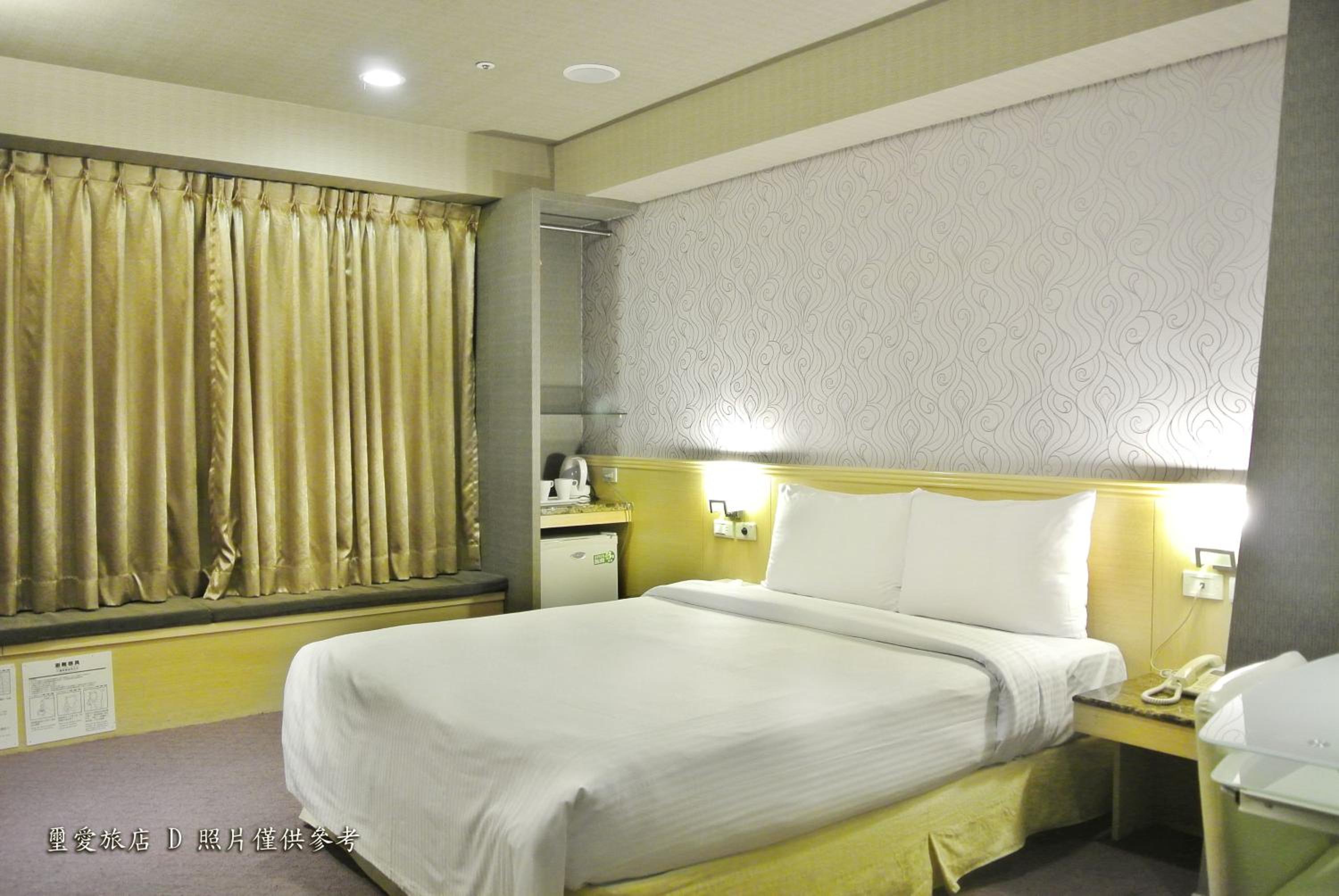 Say Love Hotel