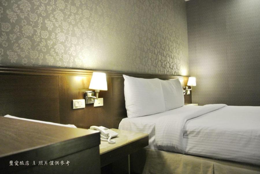 Say Love Hotel