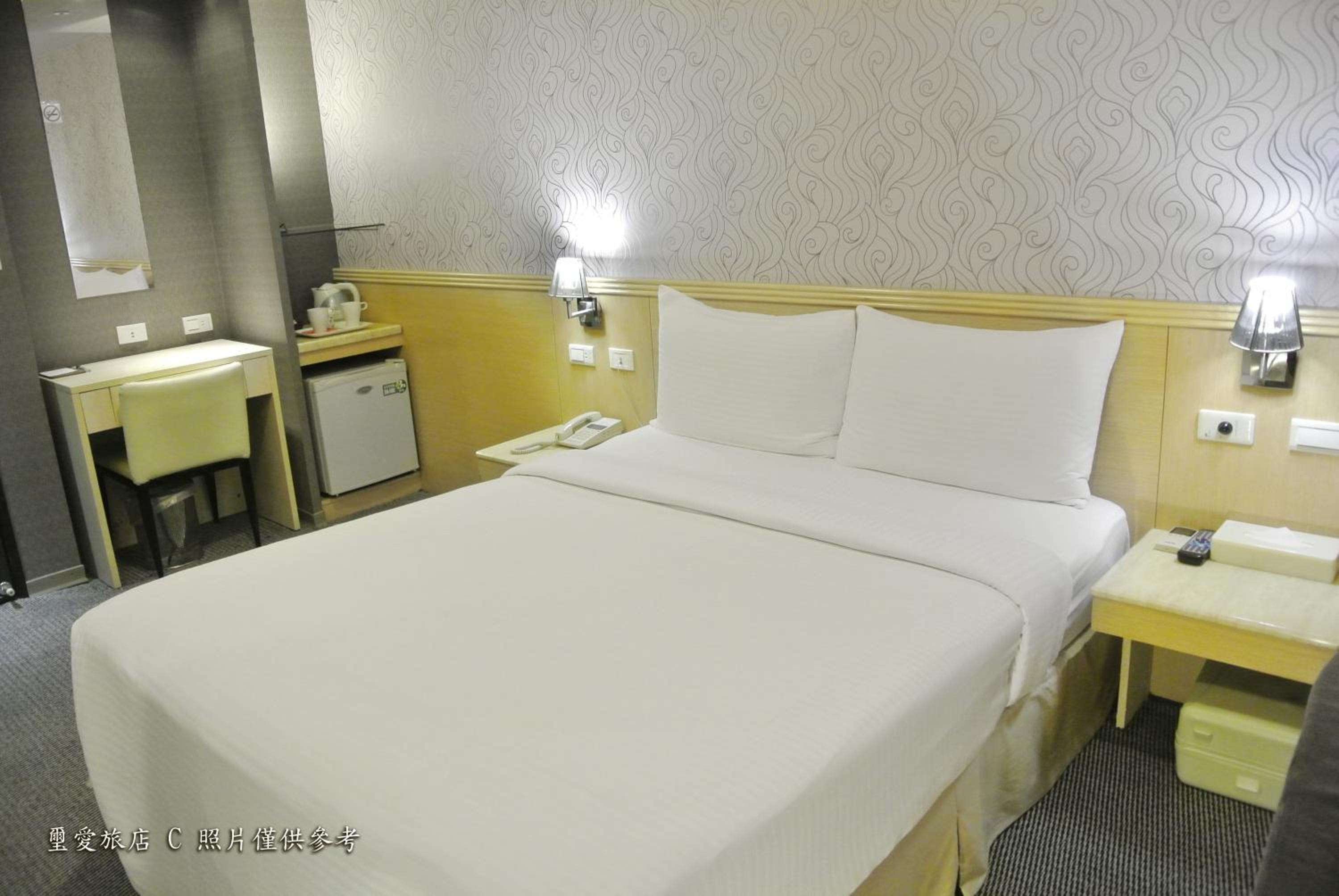 Say Love Hotel