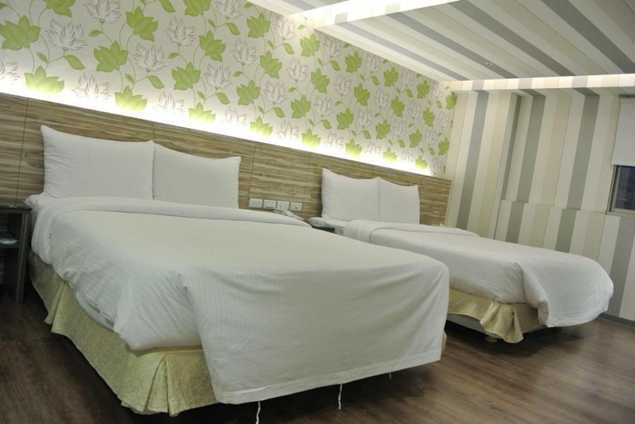 Say Love Hotel