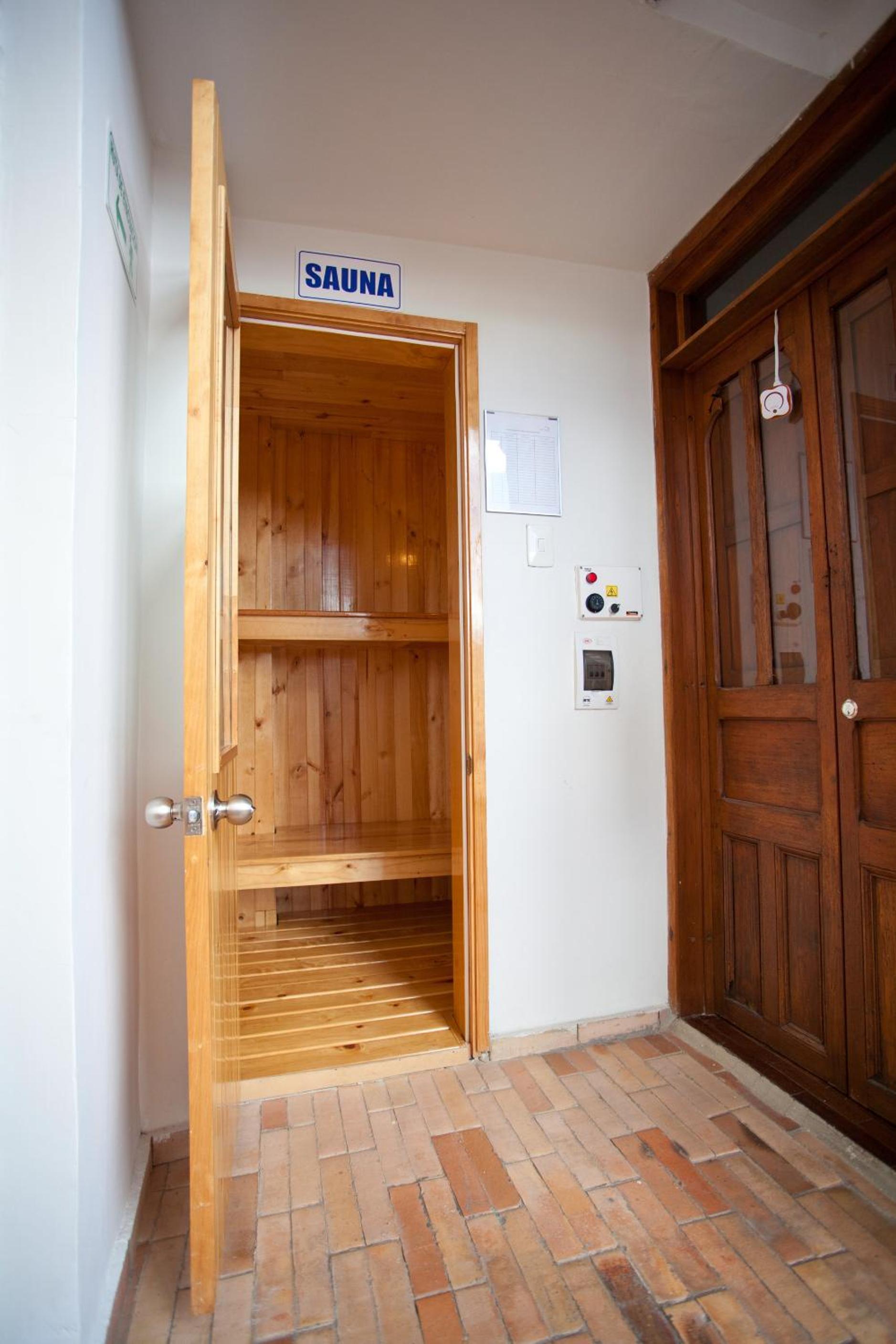 Arche Noah Boutique Hostel