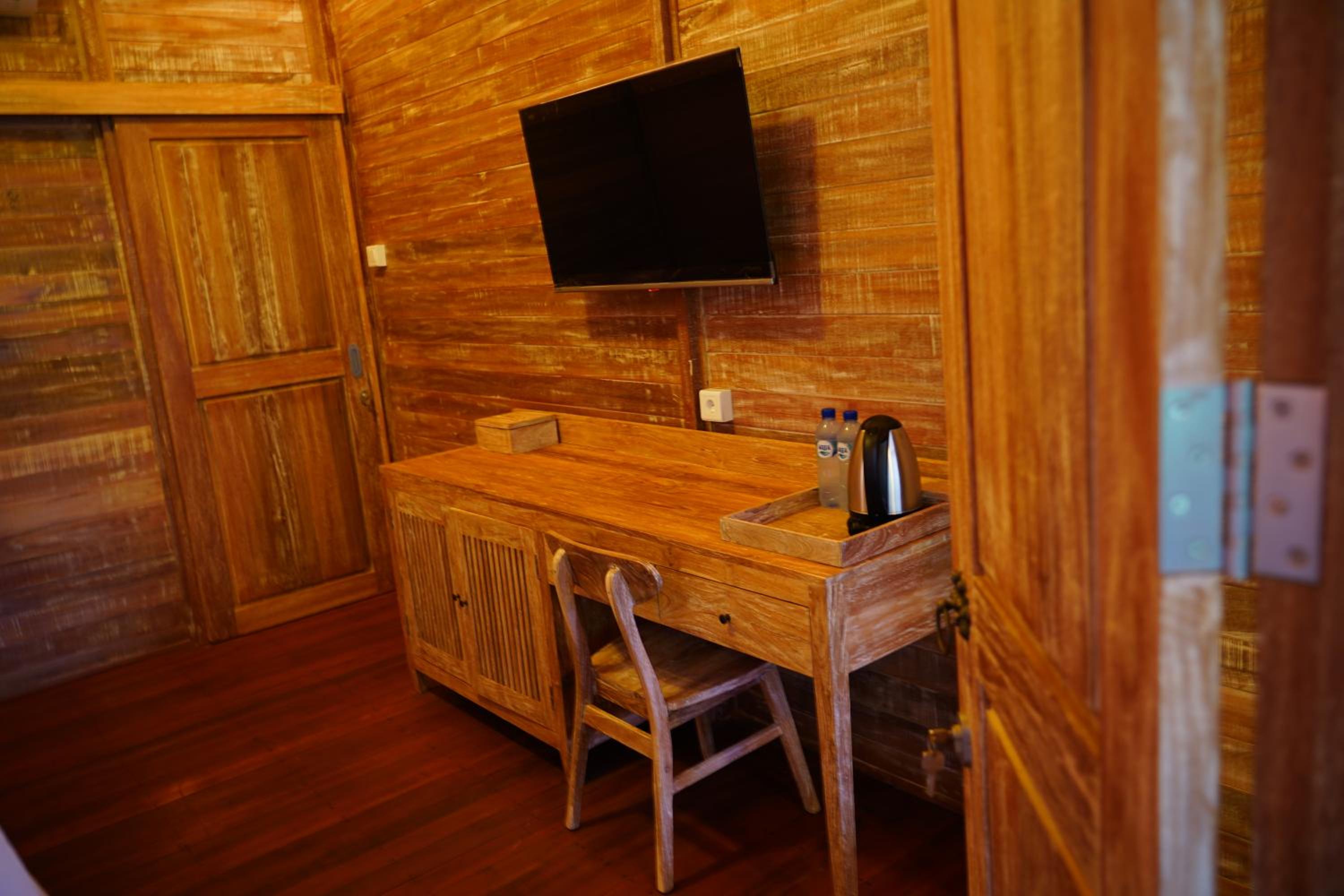 Photo 11