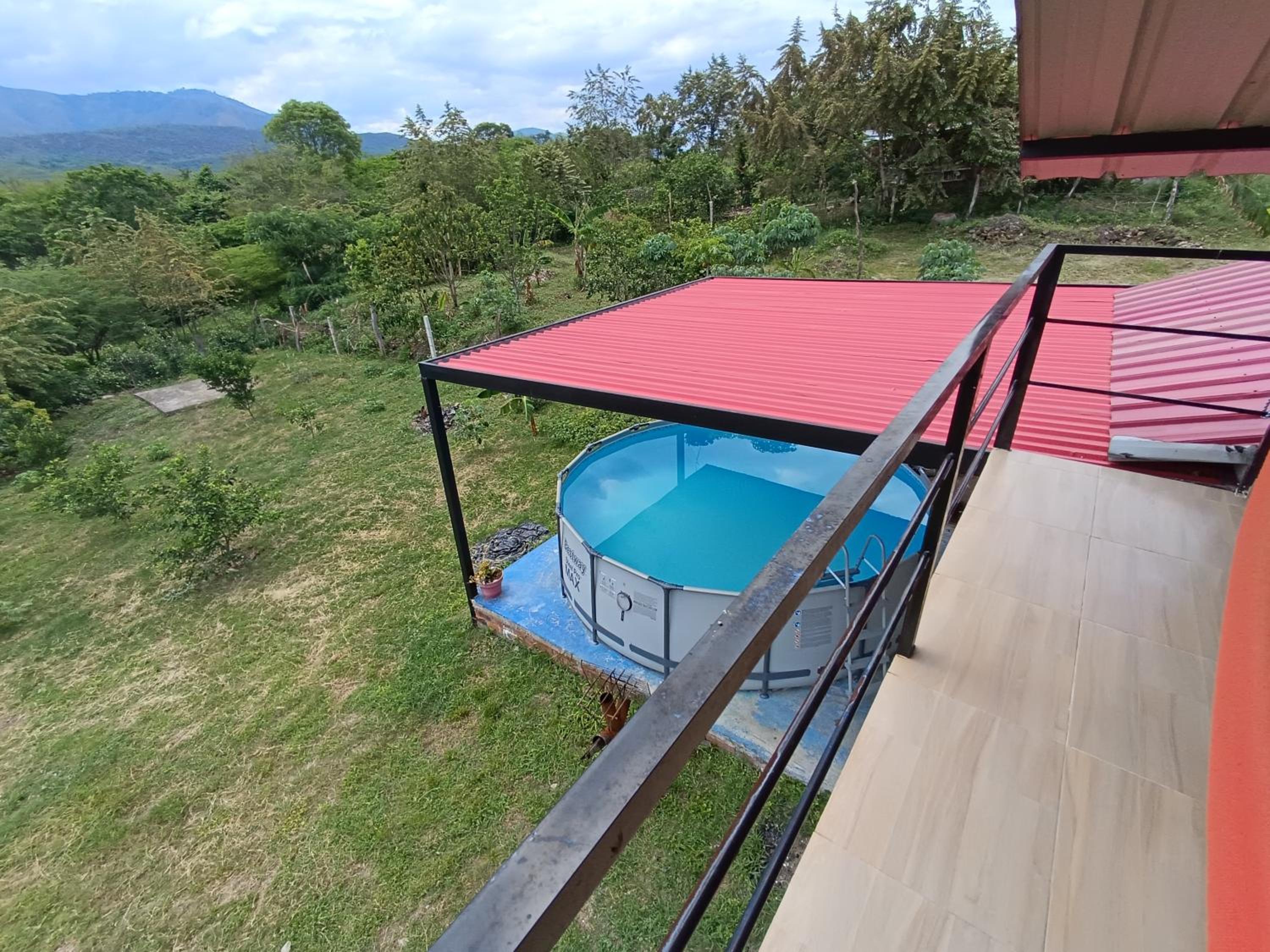 Casa Tipo Cabaña de Descanso En La Jagua Huila, Fresca Elegante