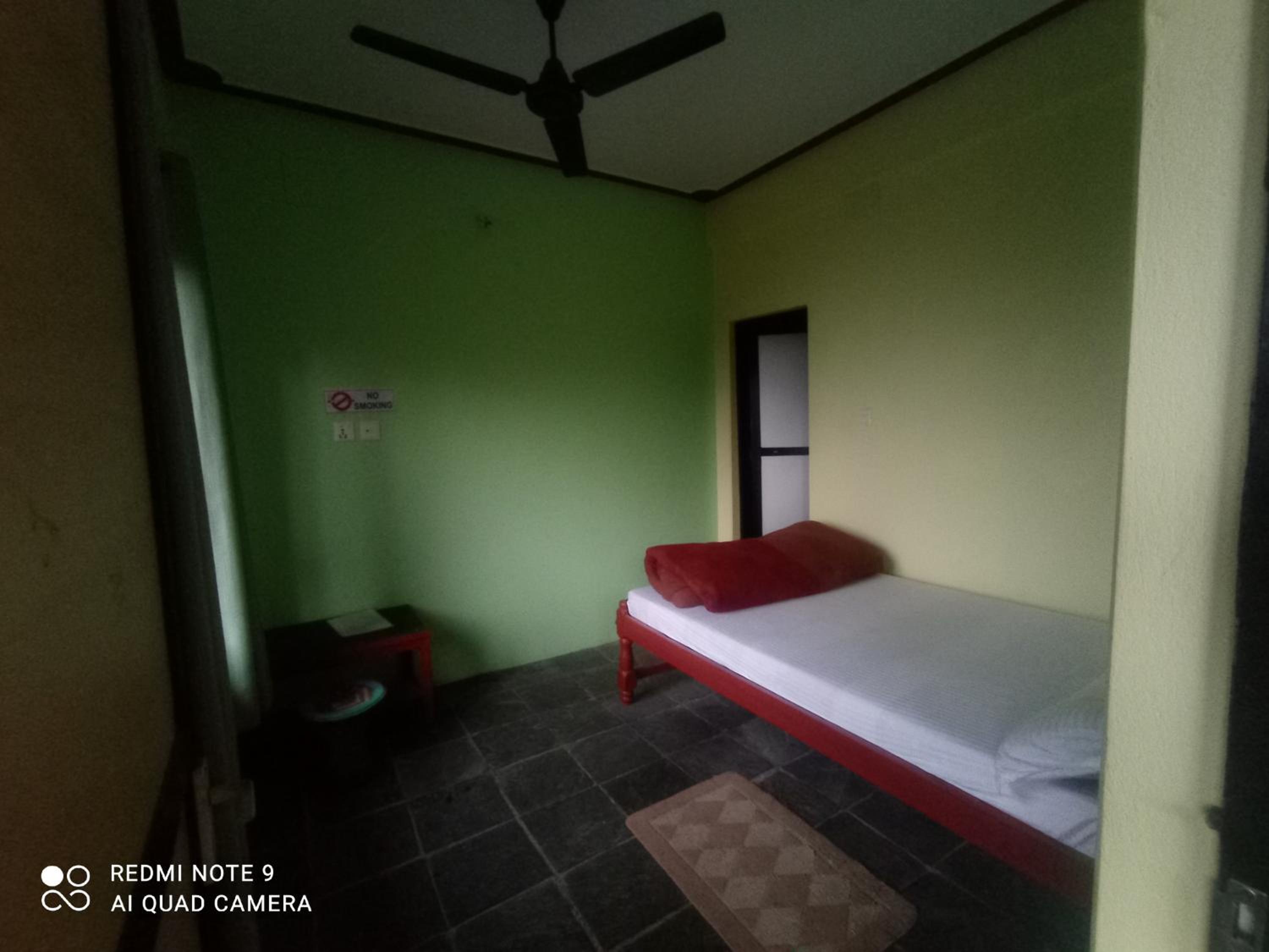 Begnas coffee house & hotel (guesthouse & coffee farm ) view 3