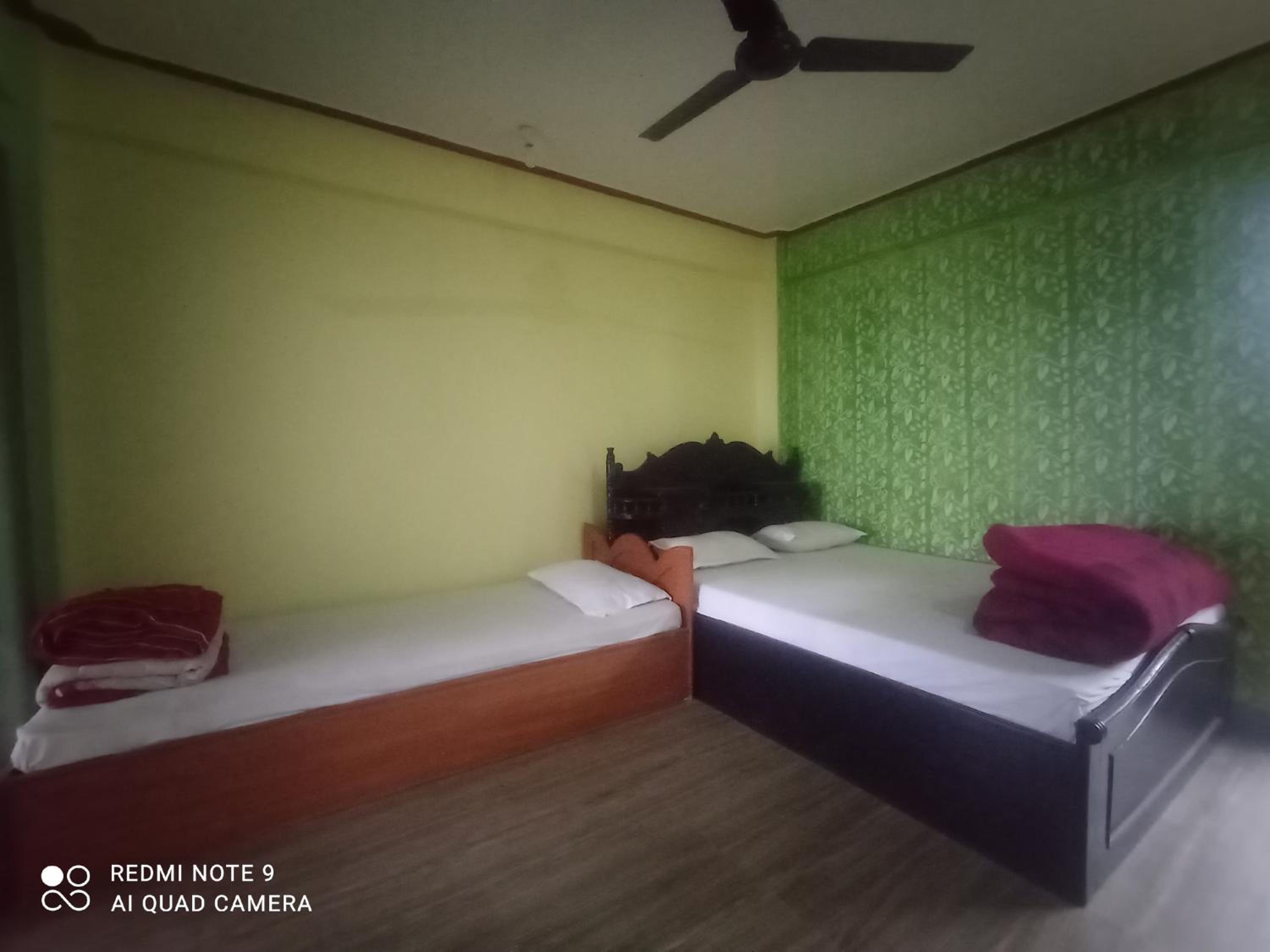 Begnas coffee house & hotel (guesthouse & coffee farm ) view 4