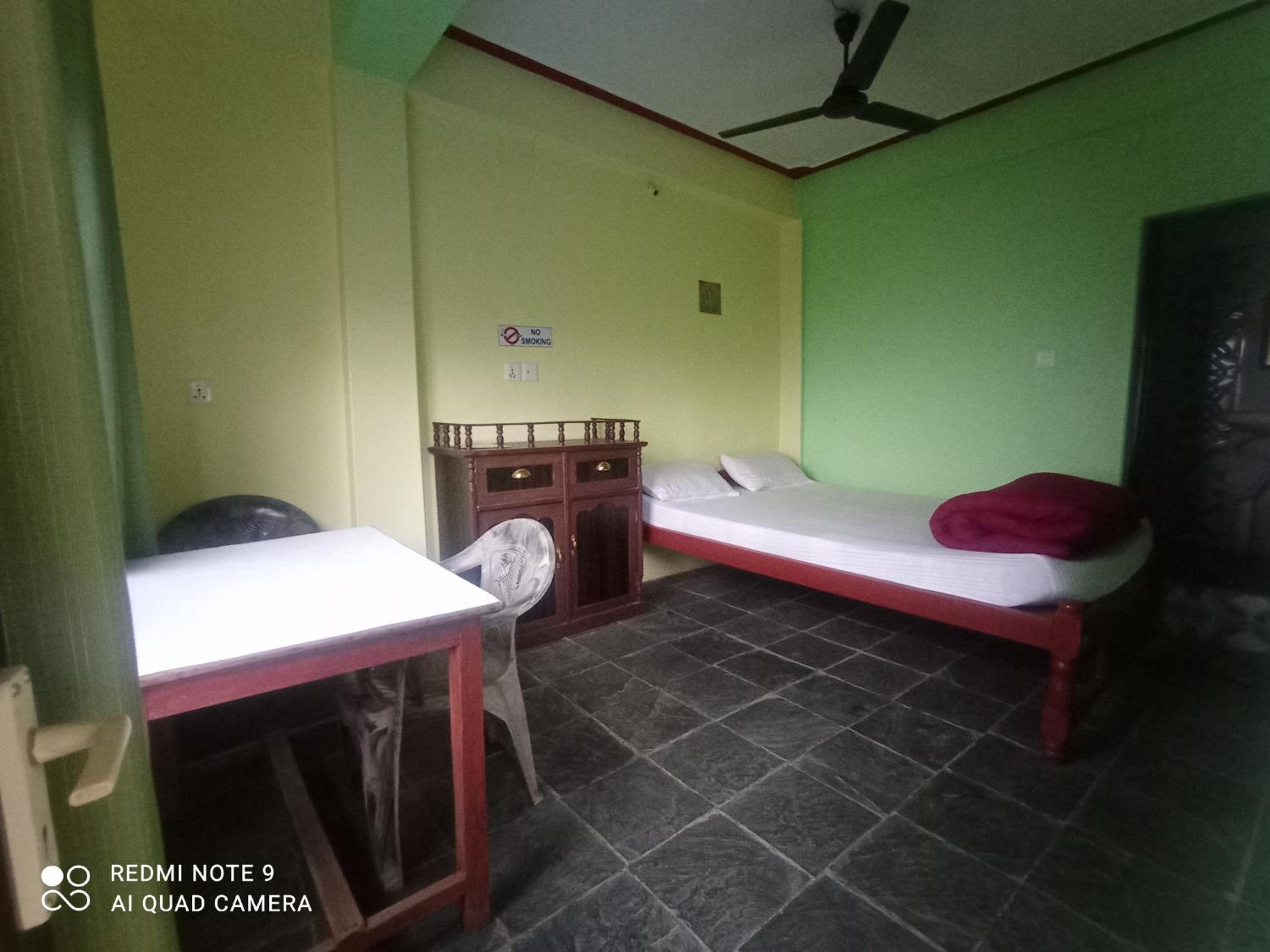Begnas coffee house & hotel (guesthouse & coffee farm ) view 2