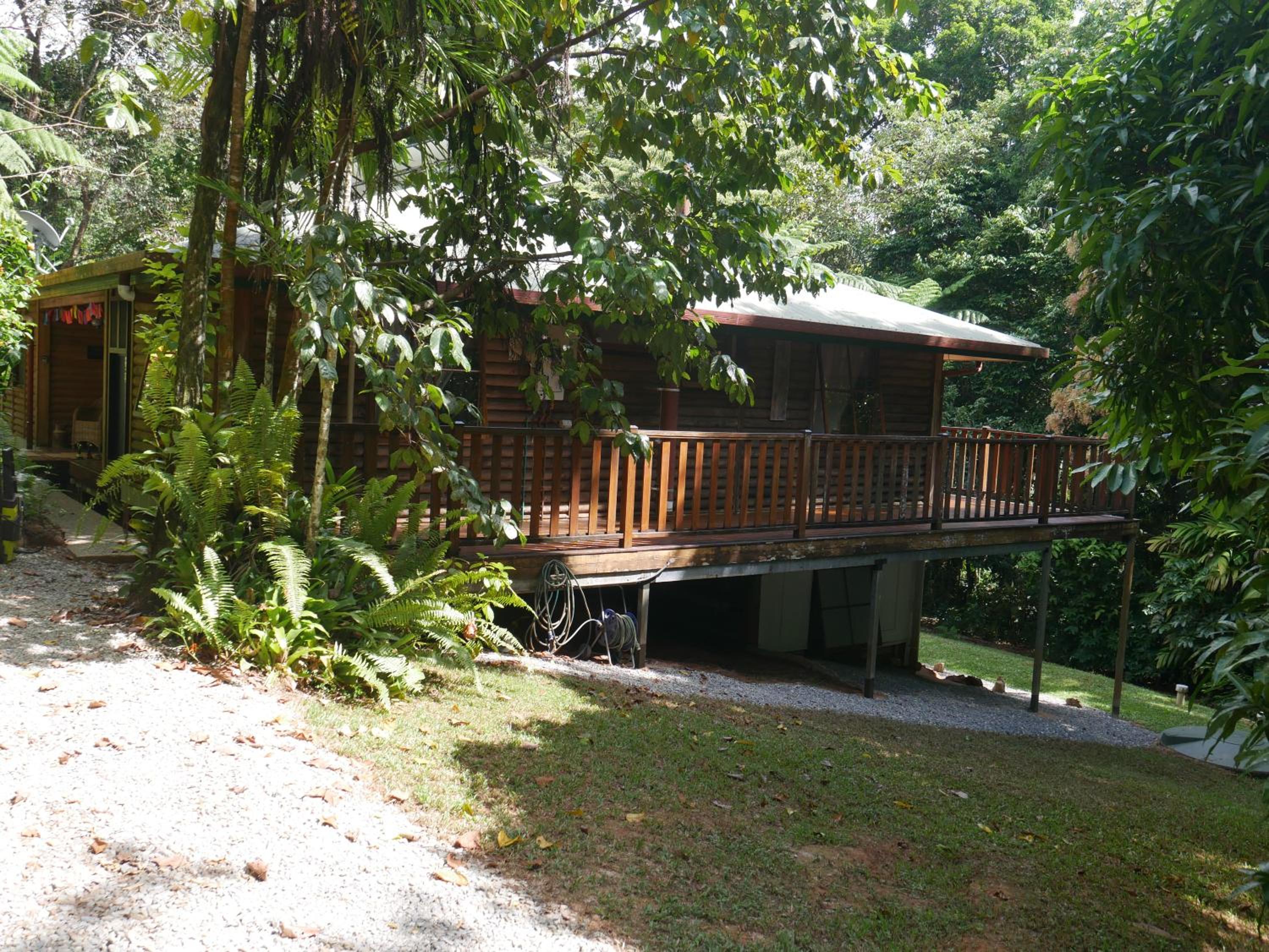 Fairy Falls - romantic Daintree Rainforest retreat with enchanting waterfall