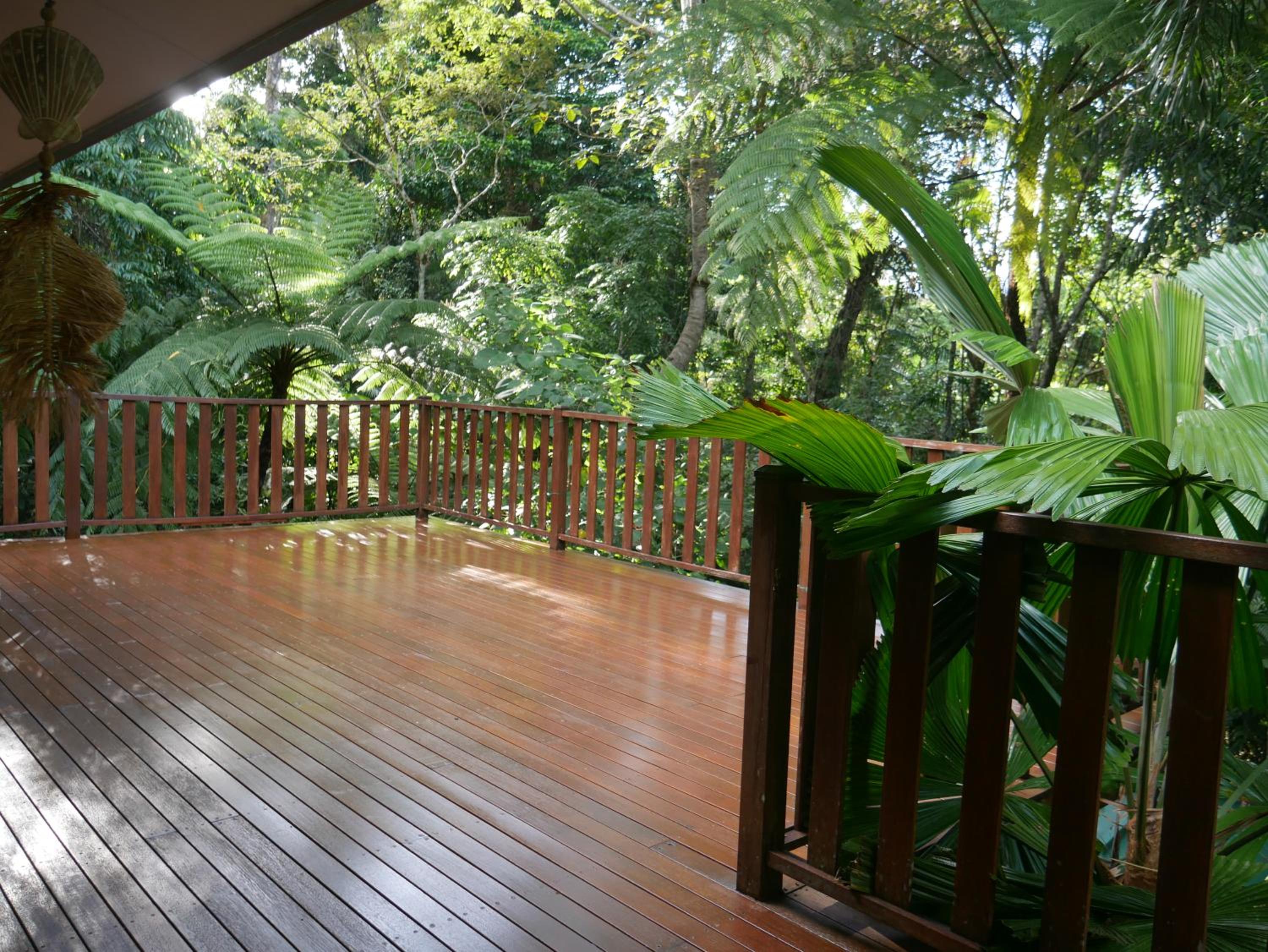 Fairy Falls - romantic Daintree Rainforest retreat with enchanting waterfall