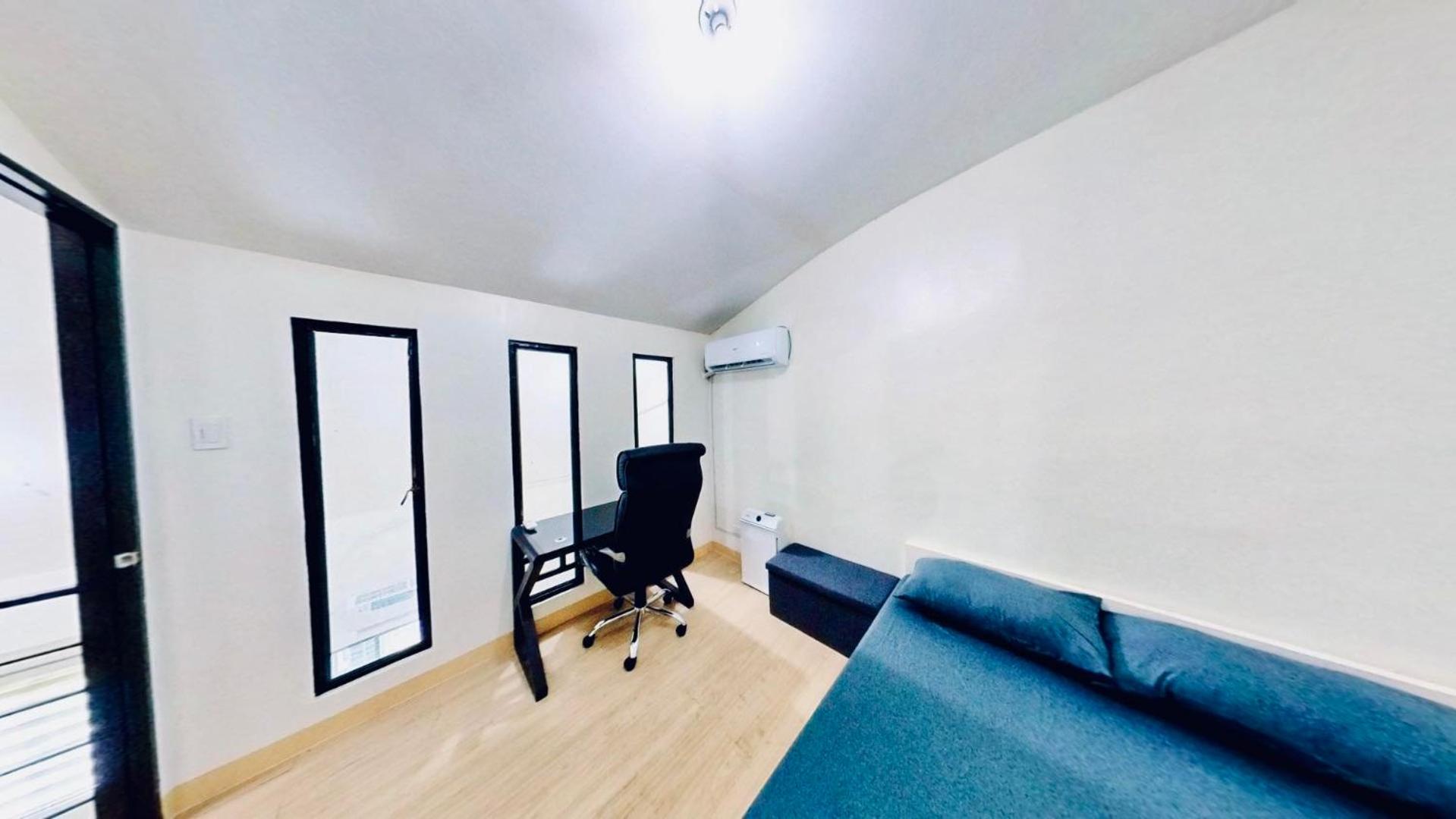 Prime City Location - 3 Bedroom Unit view 3