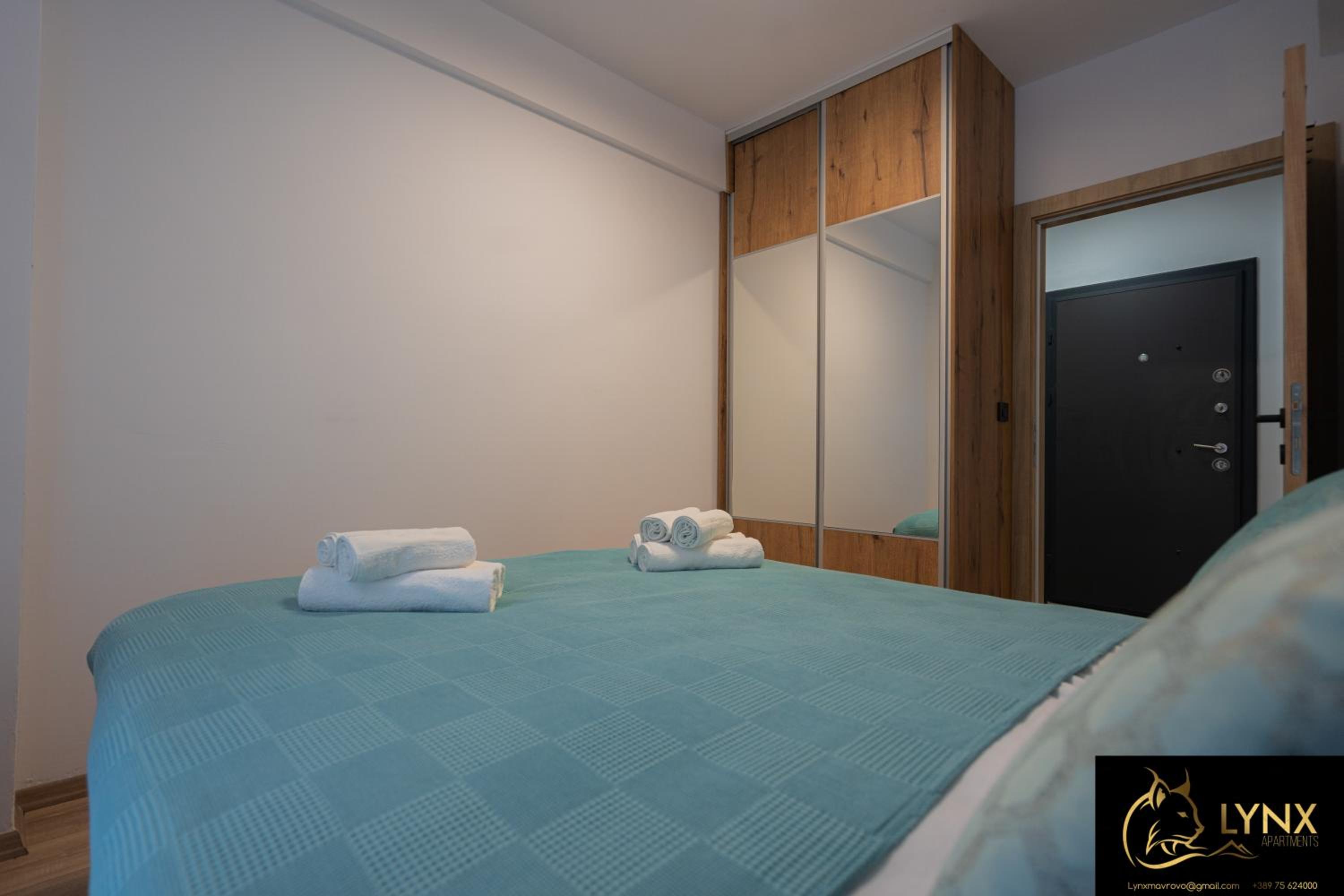 Lynx Apartment