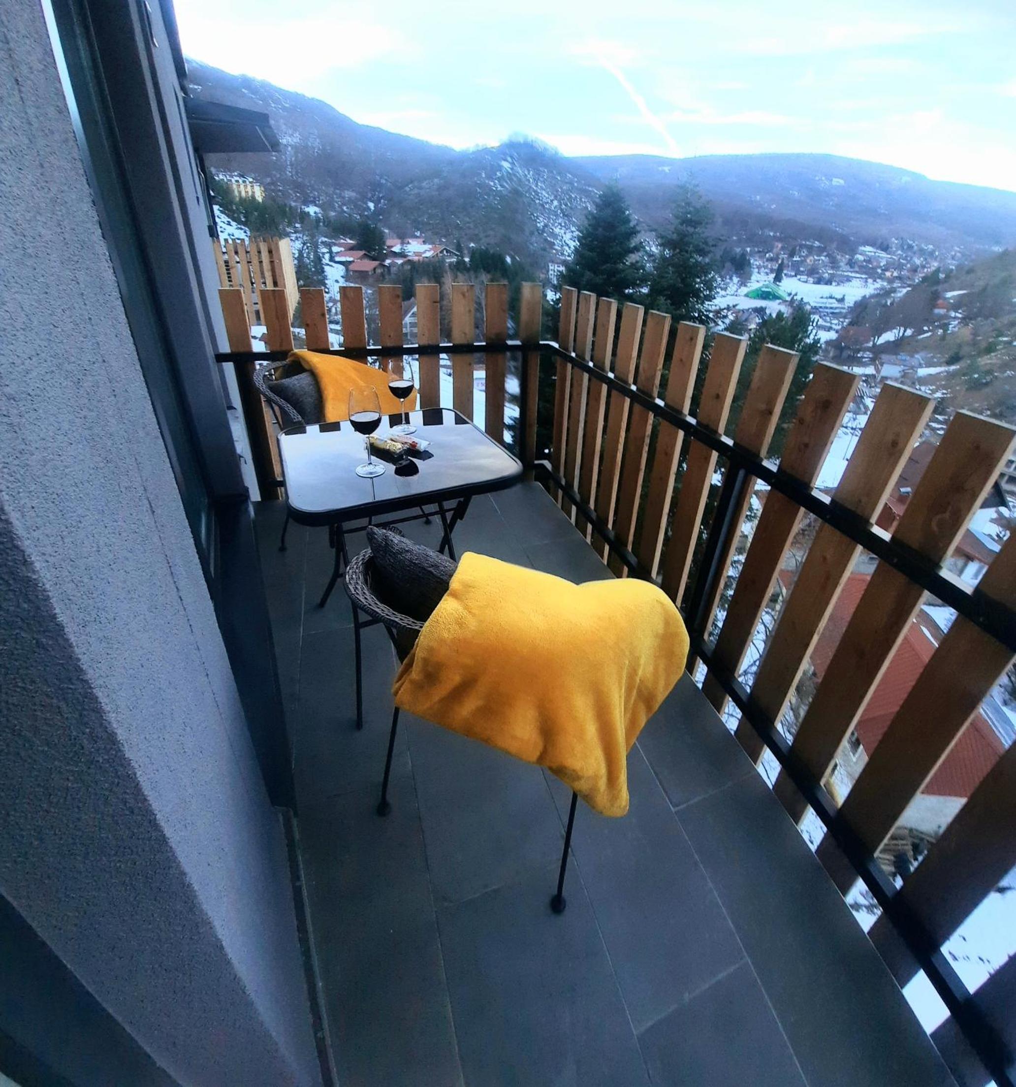 Lynx Apartment