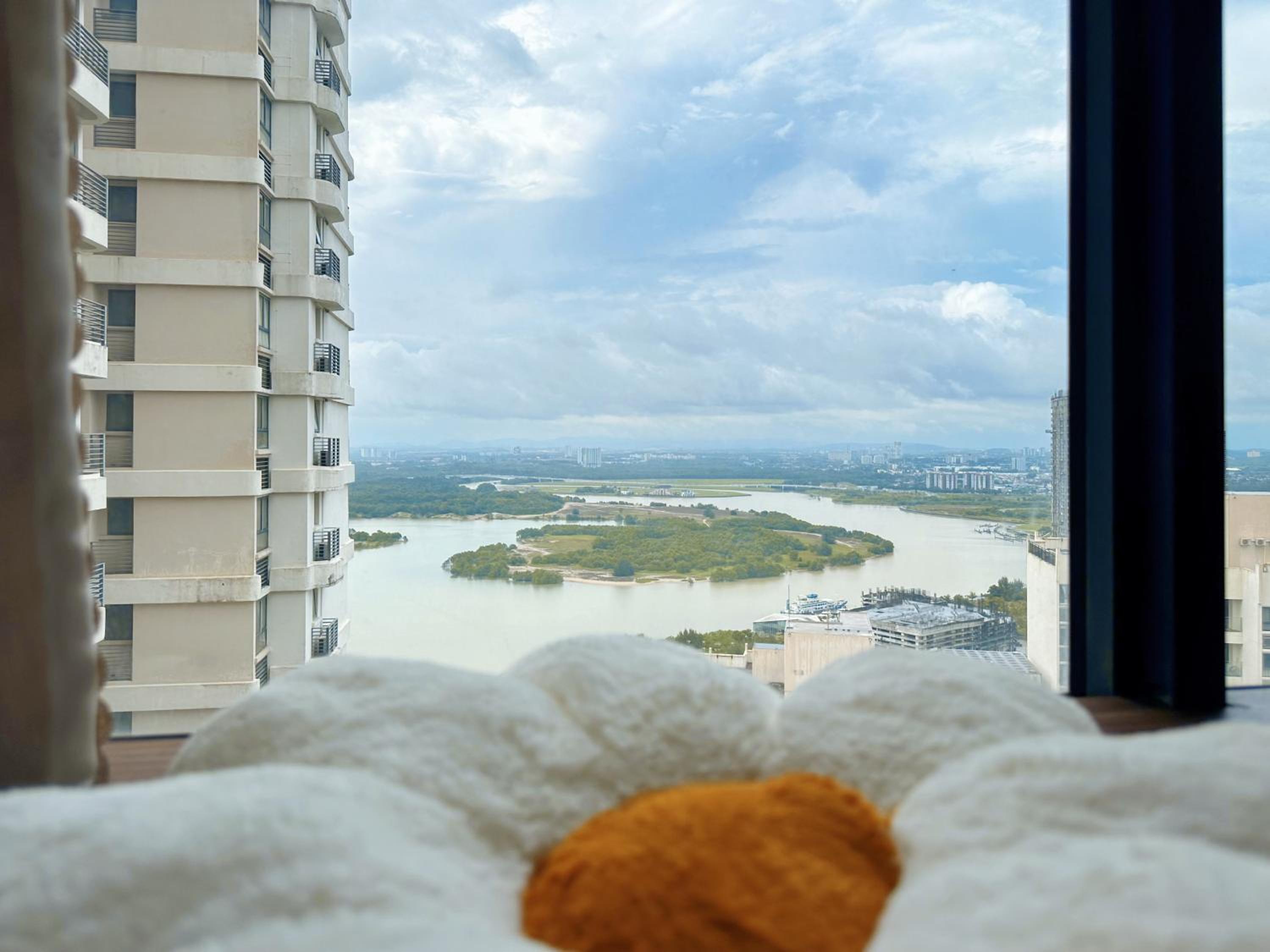 Amberside @ Country Garden, Danga Bay