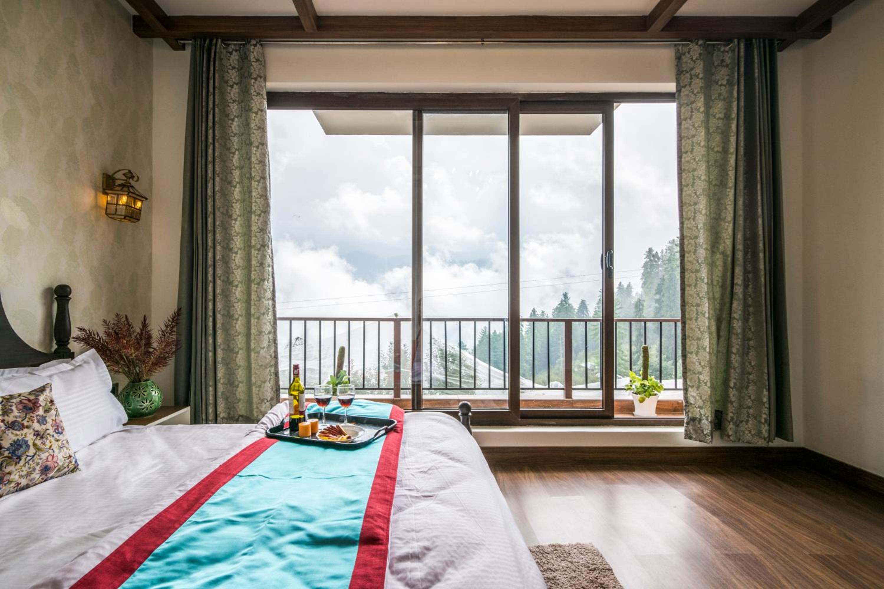 Villa Vistas Eve's Luxury Villa in Narkanda view 4