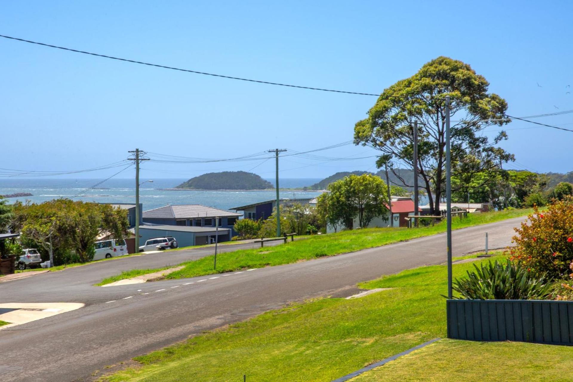 La Vista - Water Views & Mountain Vistas