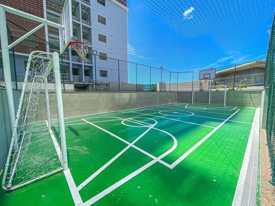 Ap novo em frente a shopping center e próximo a praia