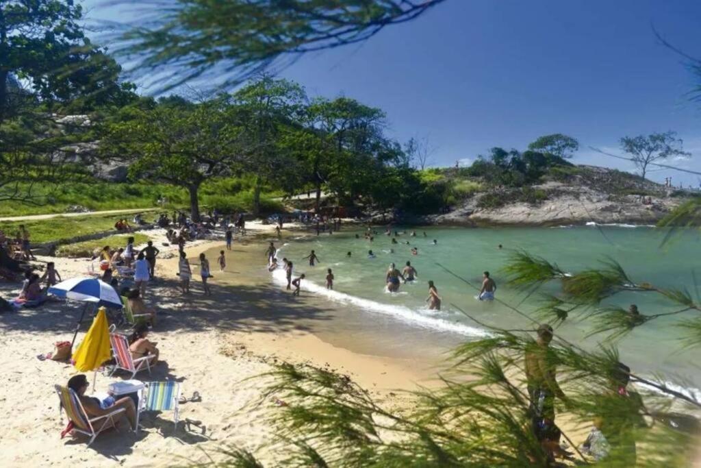 Ap novo em frente a shopping center e próximo a praia