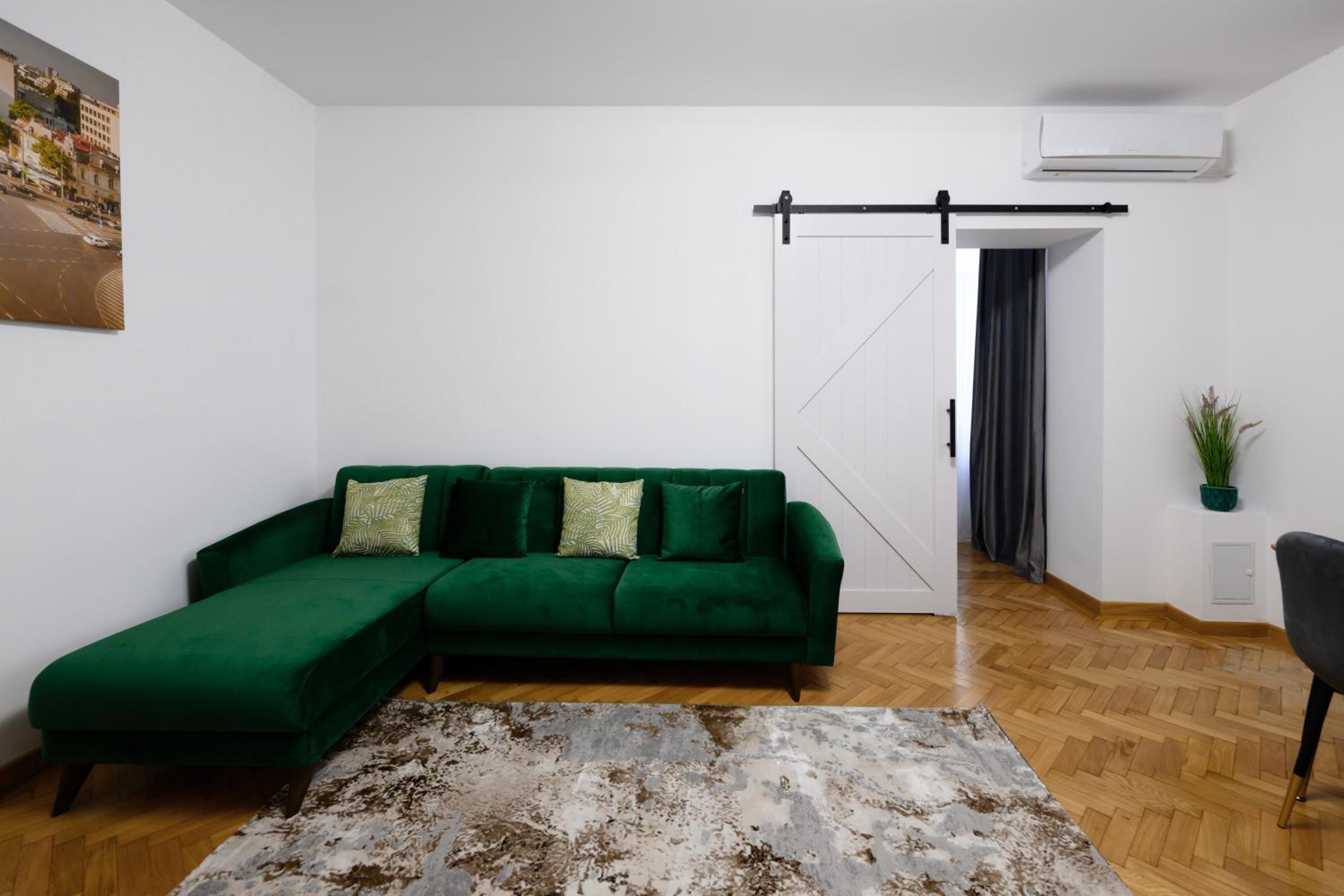 Apartament Dacia