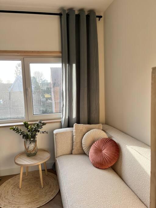 Tiny House in center Aalsmeer I Close to Schiphol & Amsterdam view 5