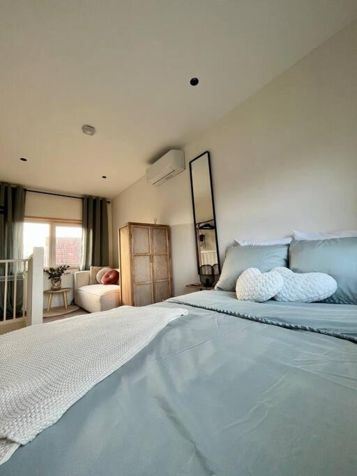 Tiny House in center Aalsmeer I Close to Schiphol & Amsterdam view 3