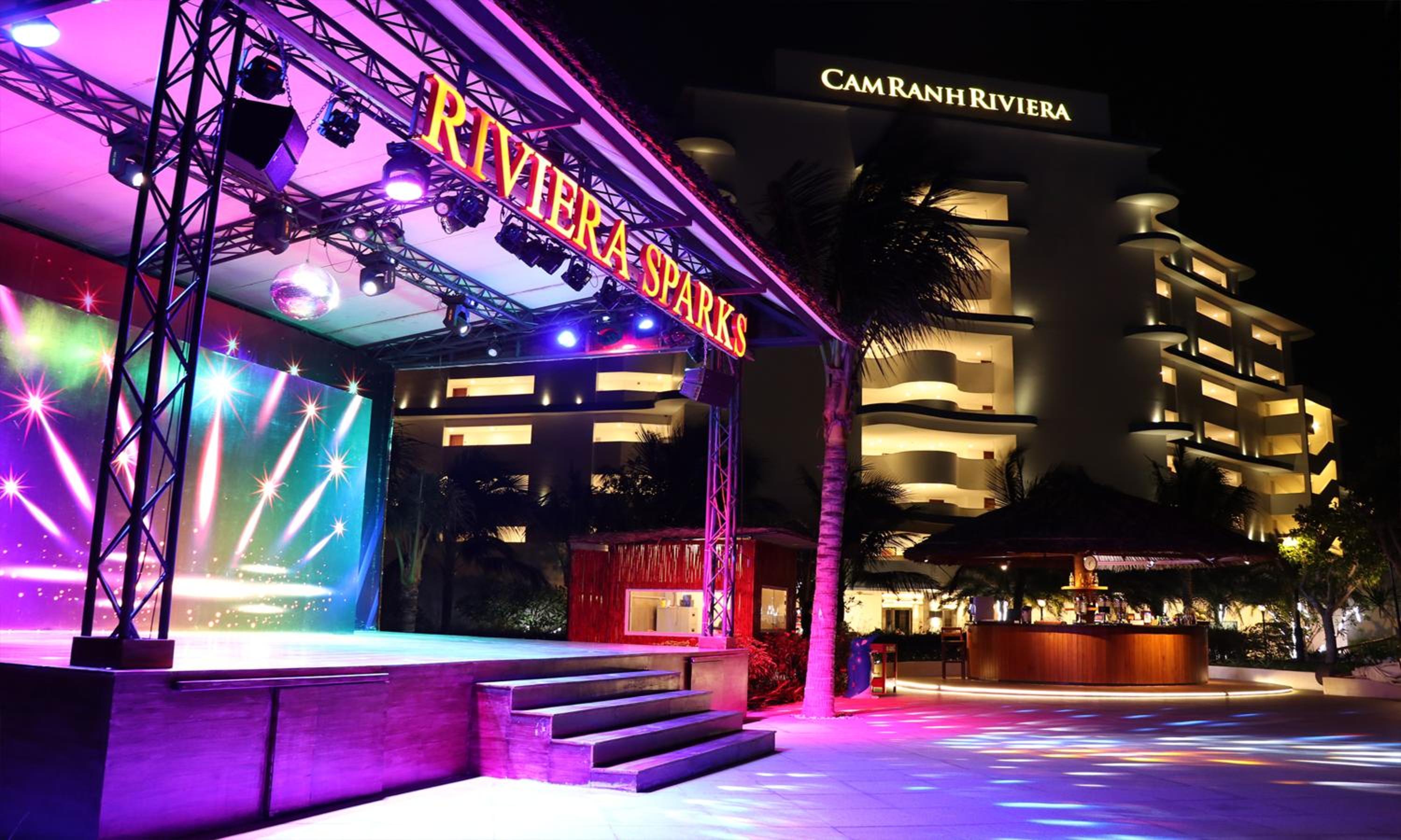 Cam Ranh Riviera Beach Resort & Spa 13